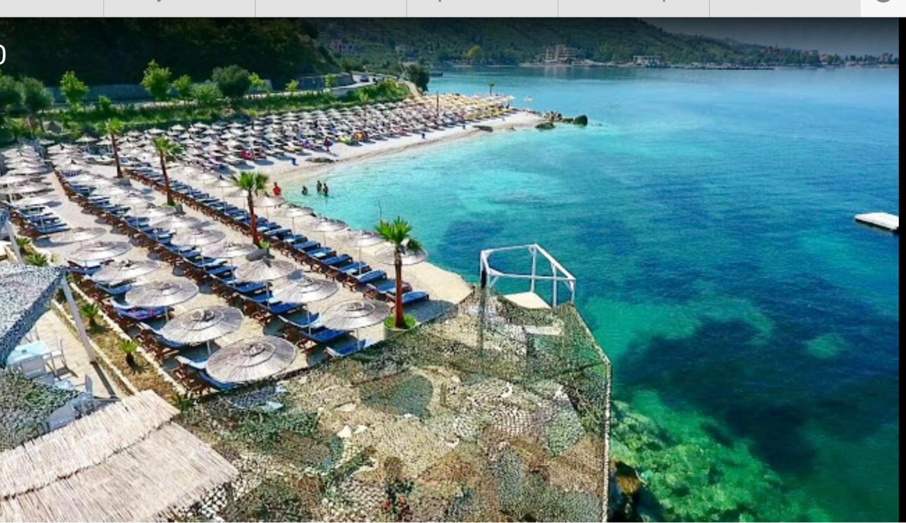 Lovely place. Close to beach & Boulevard