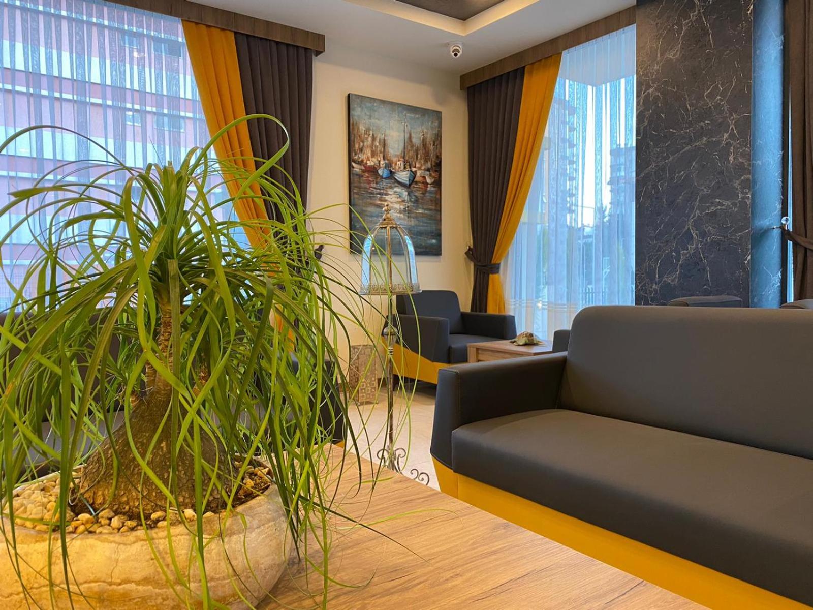 Golden World Suite Hotel - Image 48