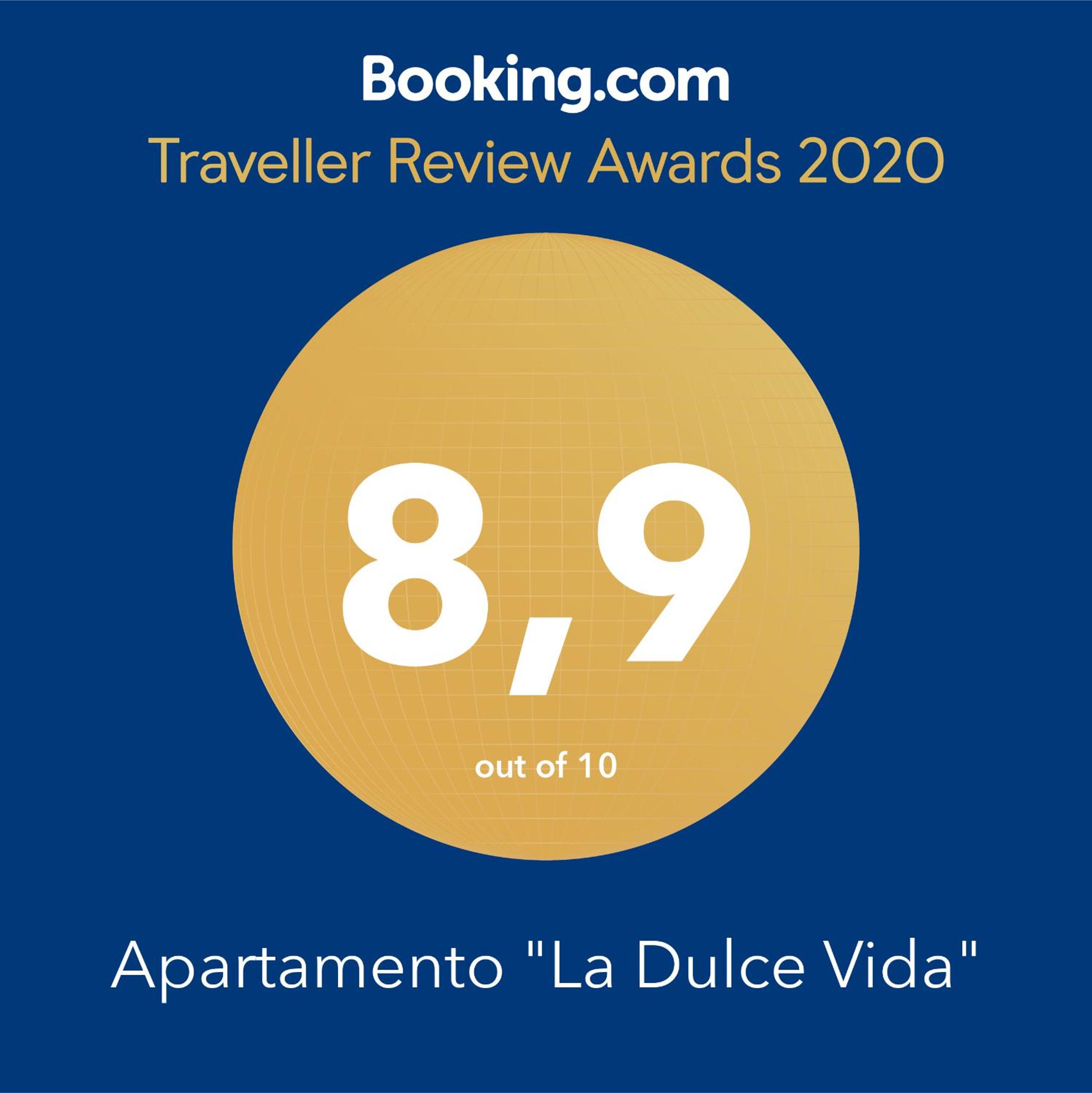 La Dulce Vida view 3