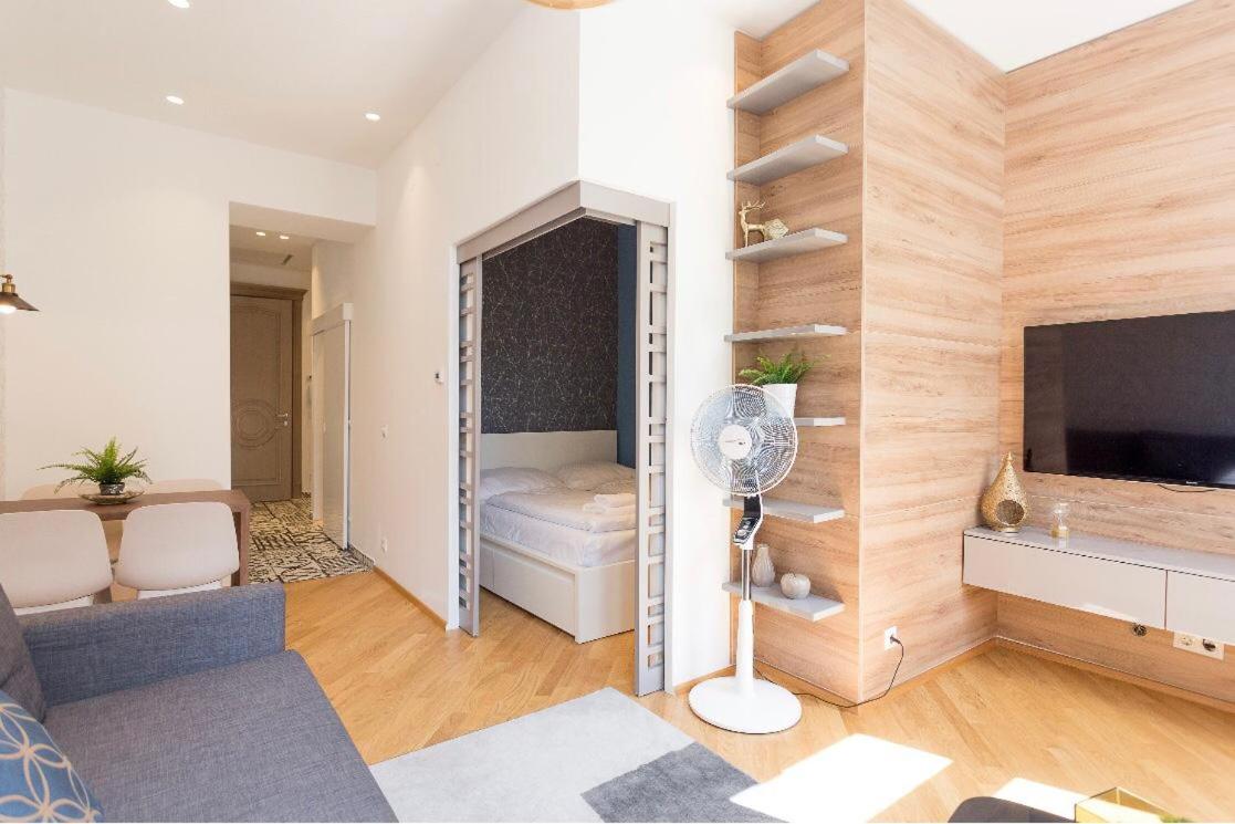 Zeus Design Apartments Schönbrunn