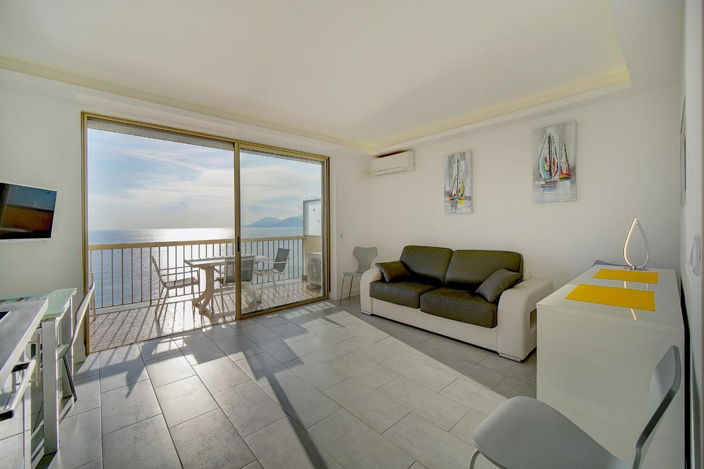 IMMOGROOM - Panoramic View - quiet - AC - bright photo 5