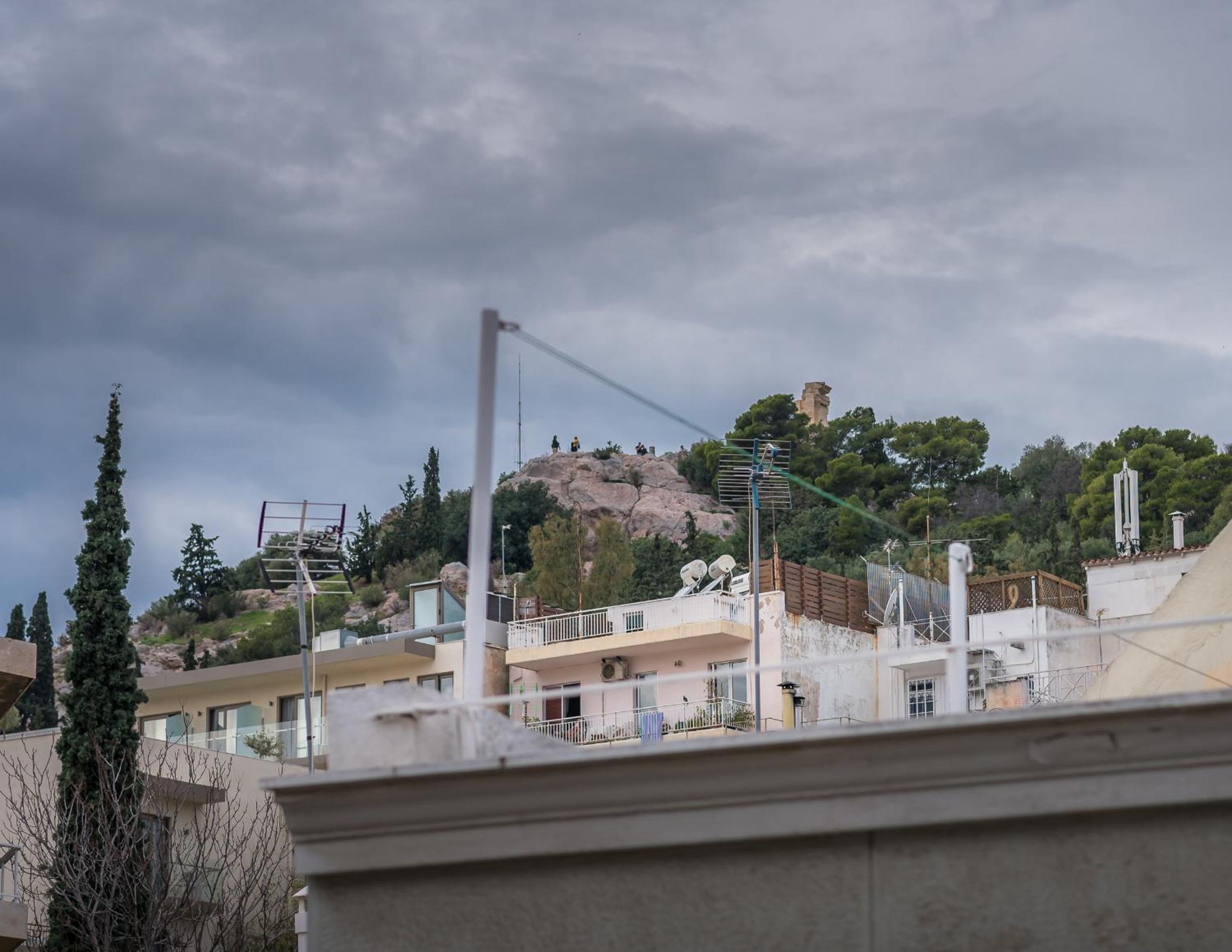 Brand new aprtm touching Acropolis