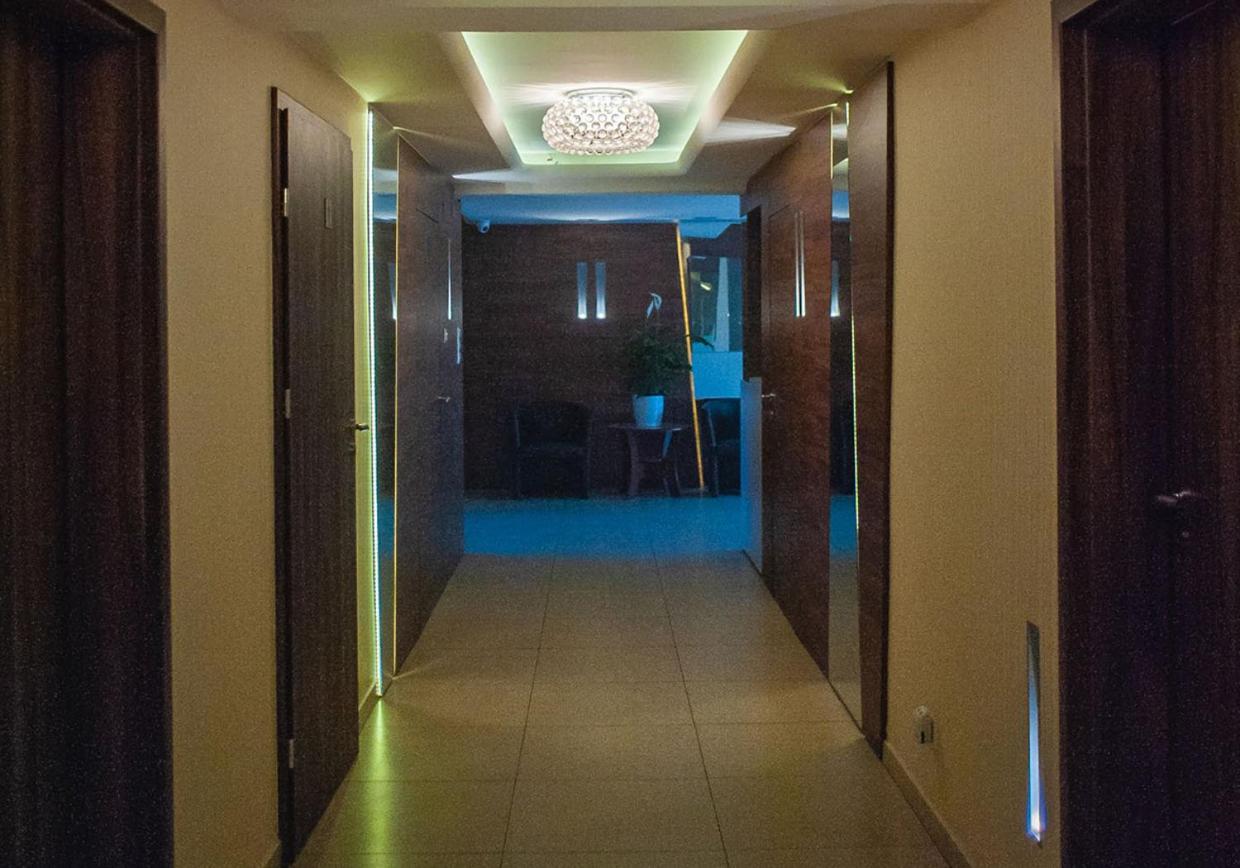 hotel reception