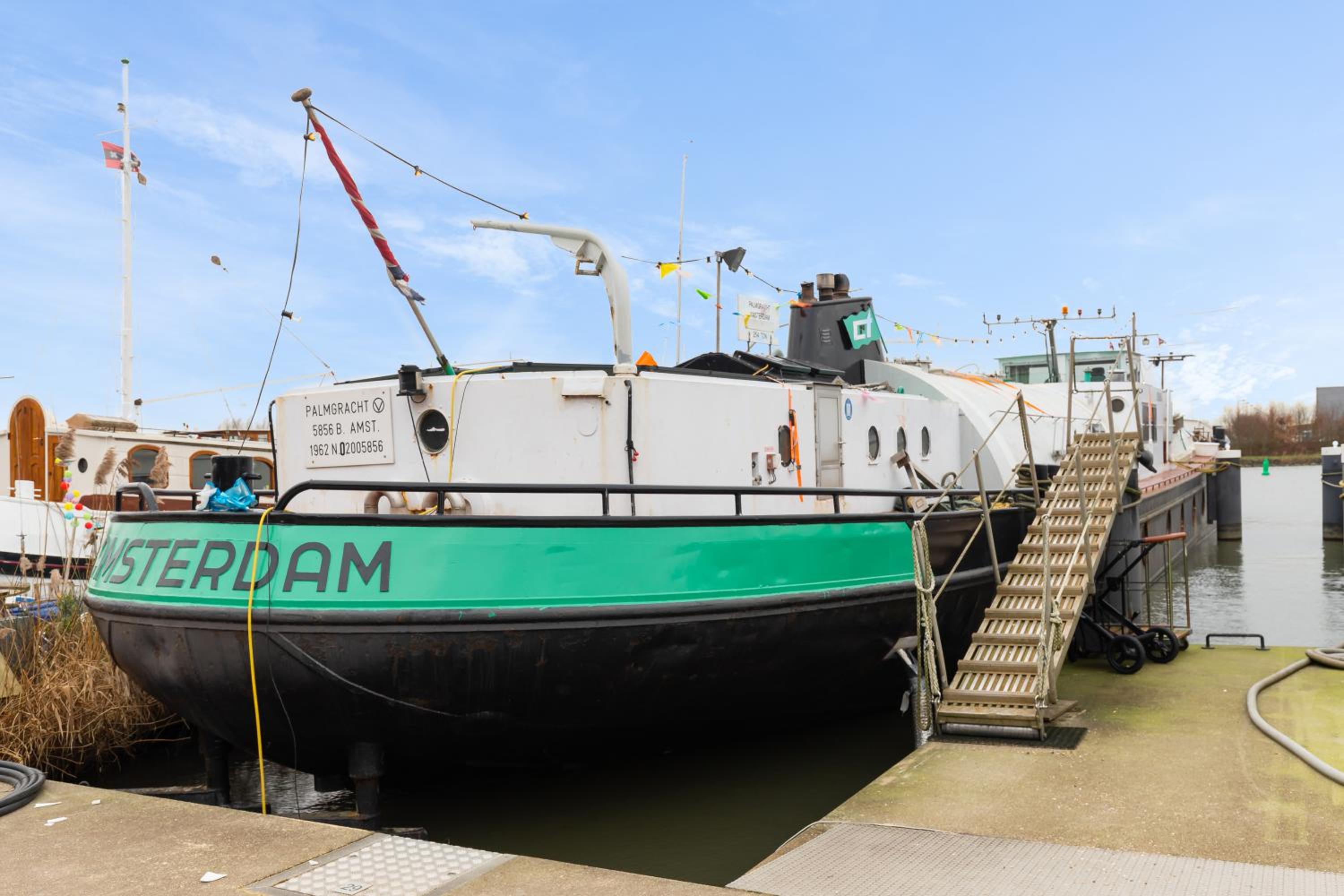 B&B Houseboat Amsterdam photo 4