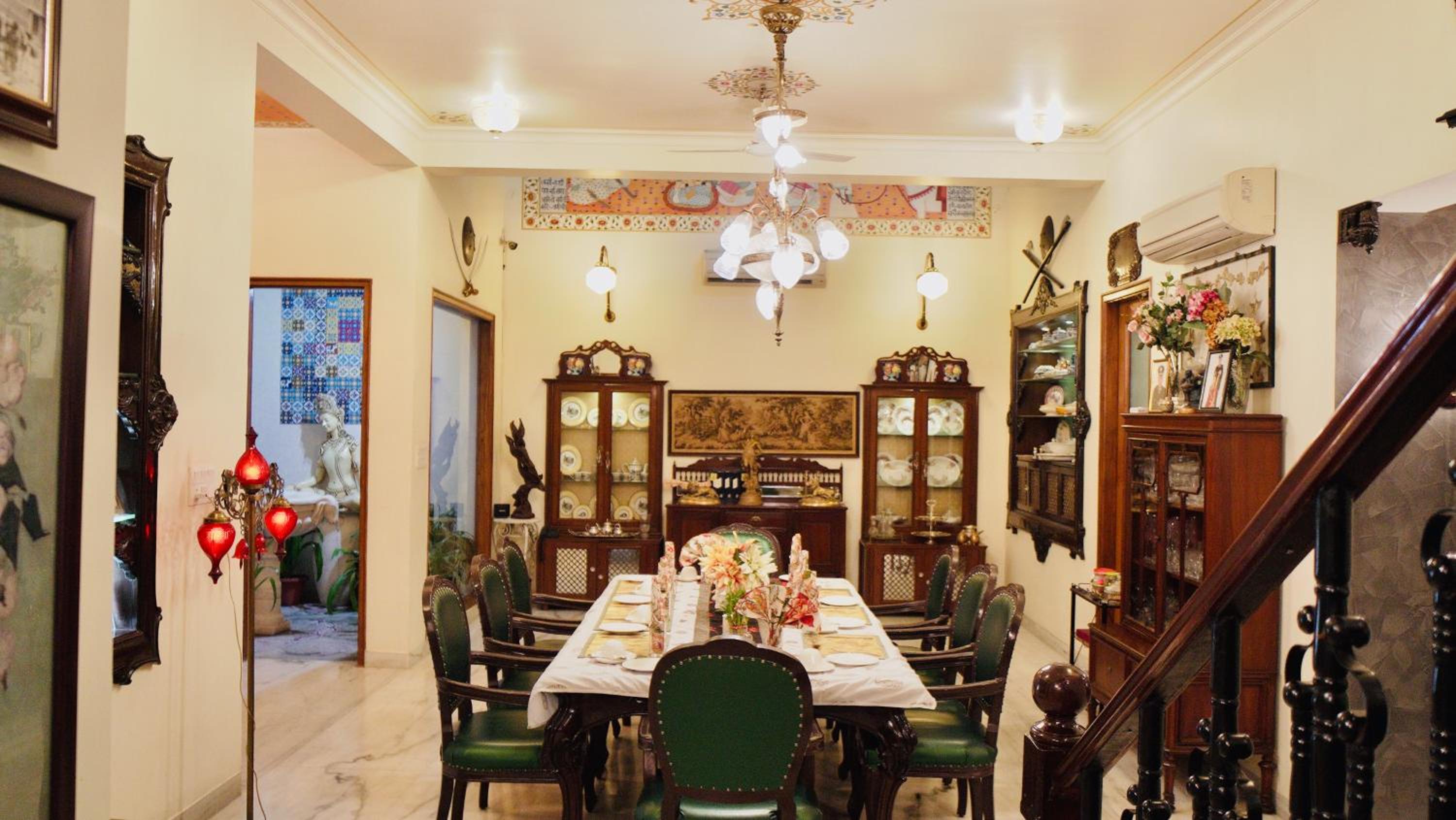 dining