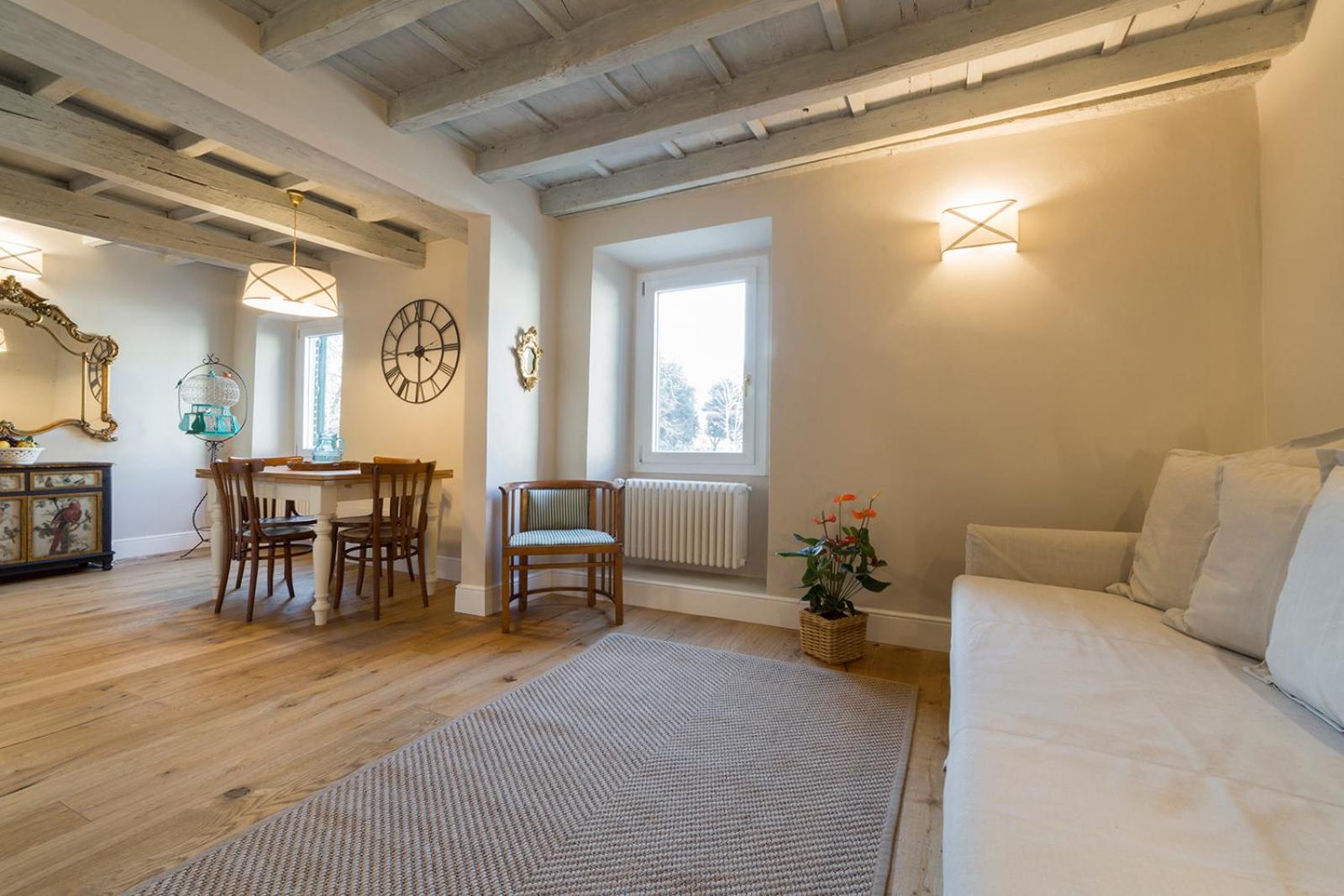 Oltrarno Real Mood Florentine Apartment photo 4