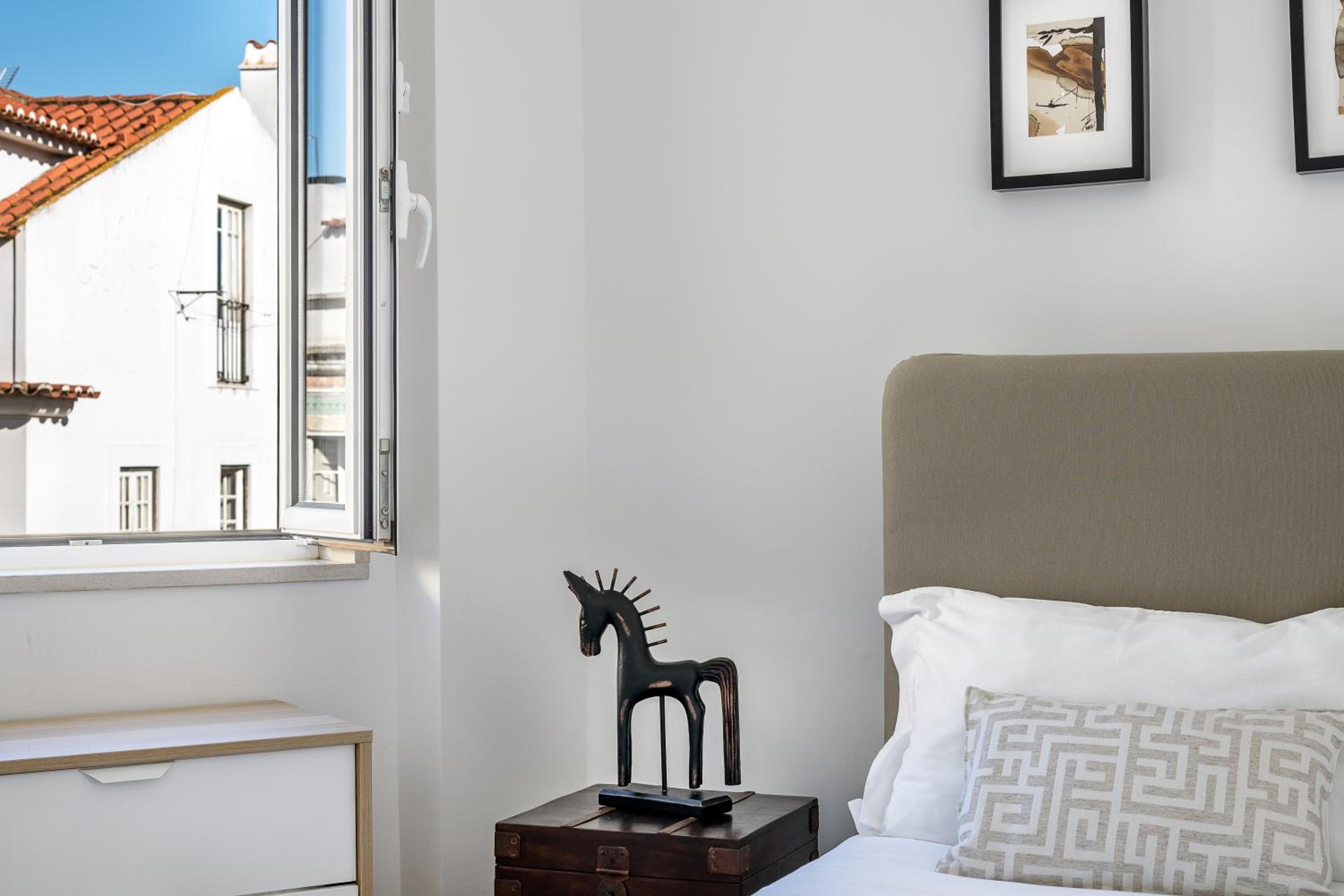 GuestReady - Cosy 1-bed flat w/seaview in Alfama view 3