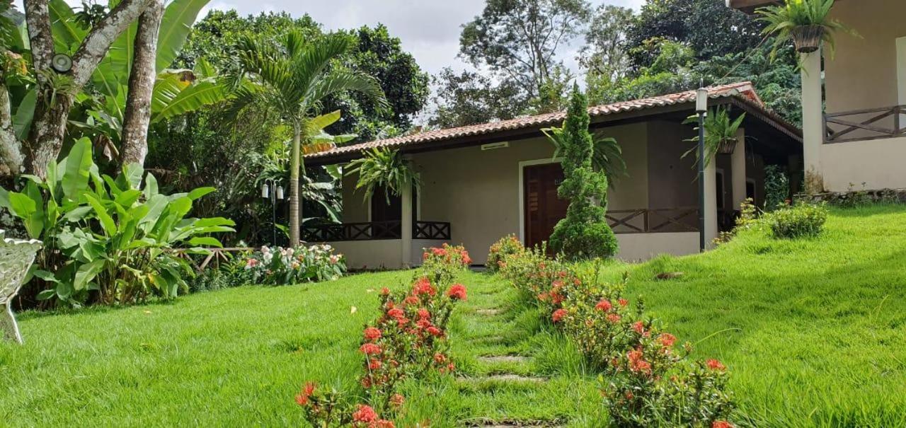 HOTEL CANTINHO DAS FLORES