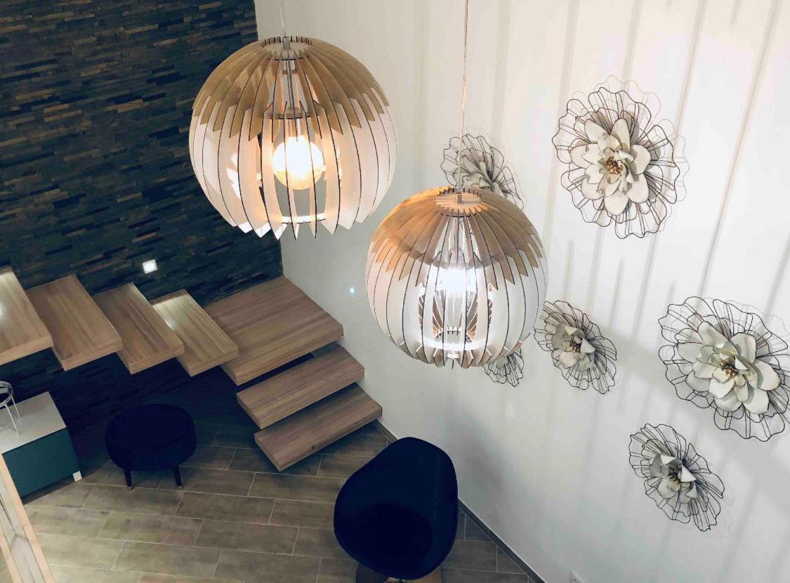 Zeus Design Loft Apartments