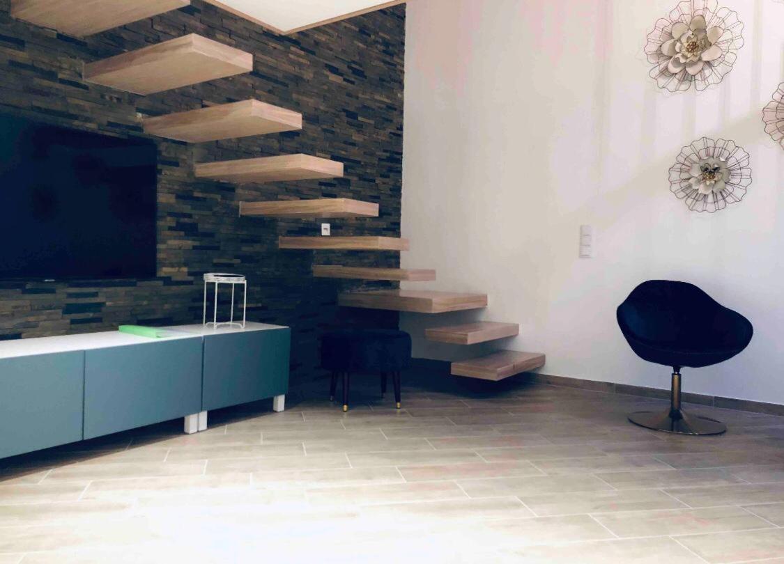 Zeus Design Loft Apartments
