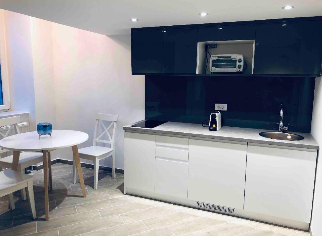 Zeus Design Loft Apartments