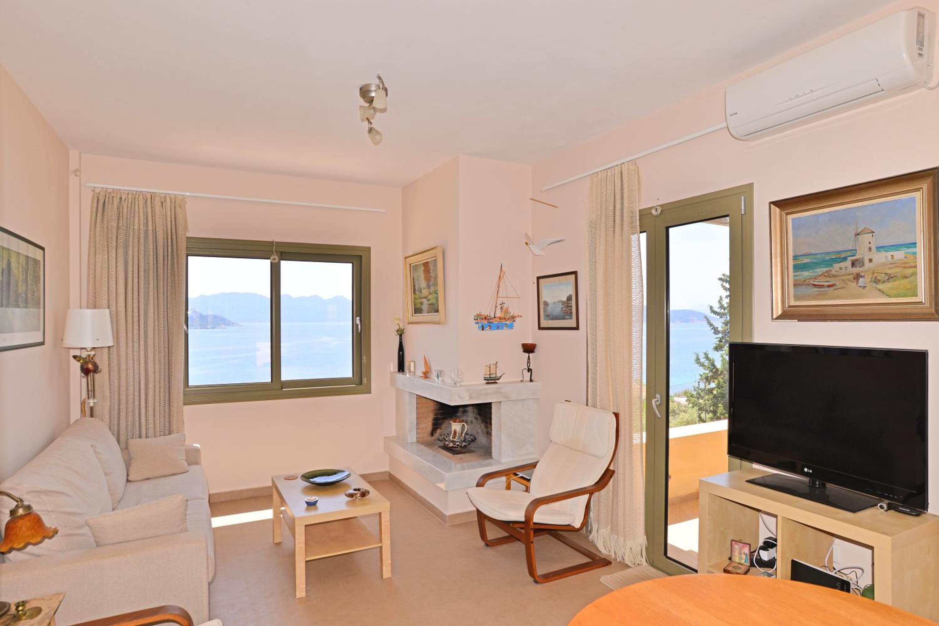 Cozy Sunset House photo 2