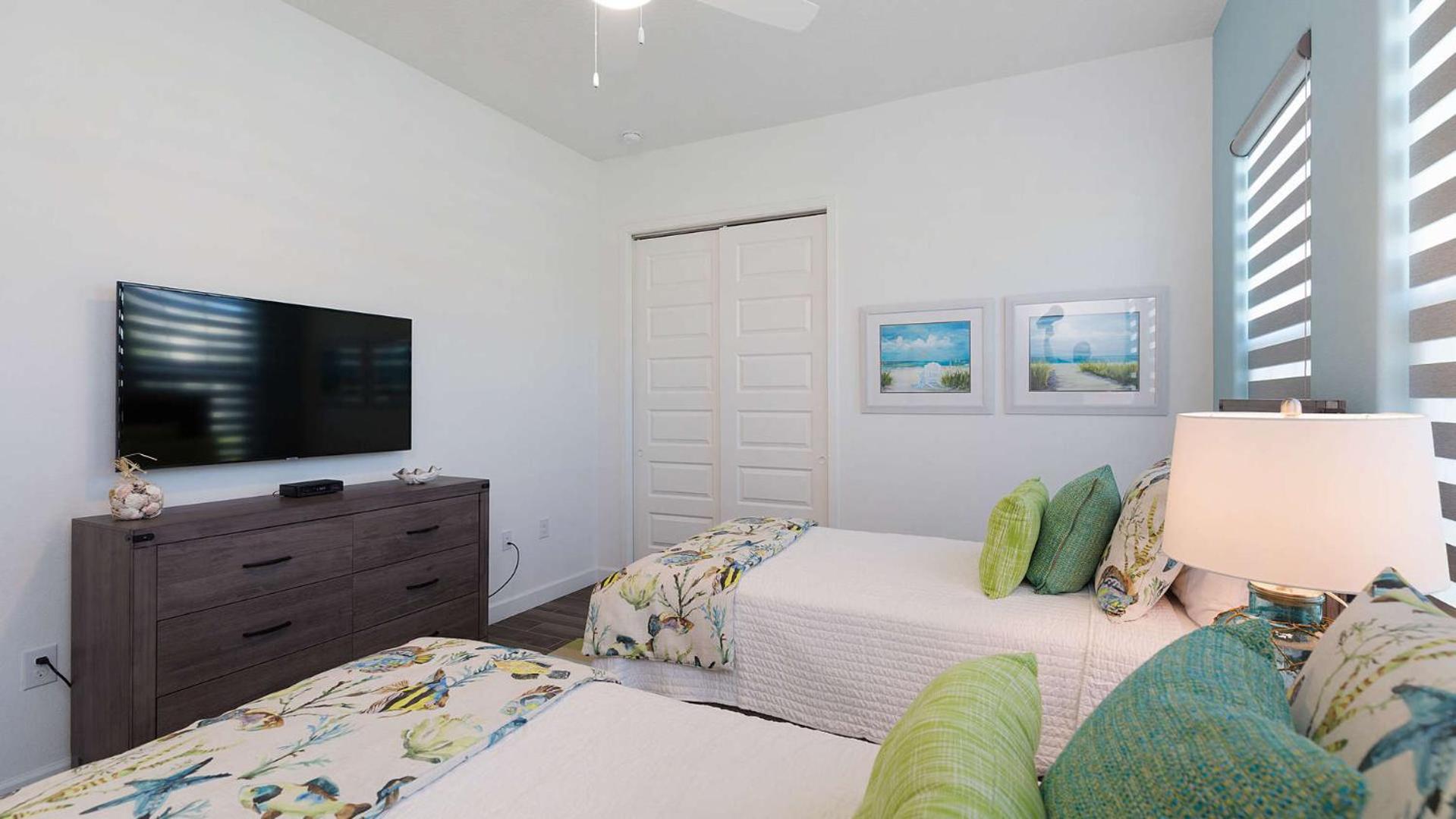 Paradise at Providence - Exclusive 4 bed pool home