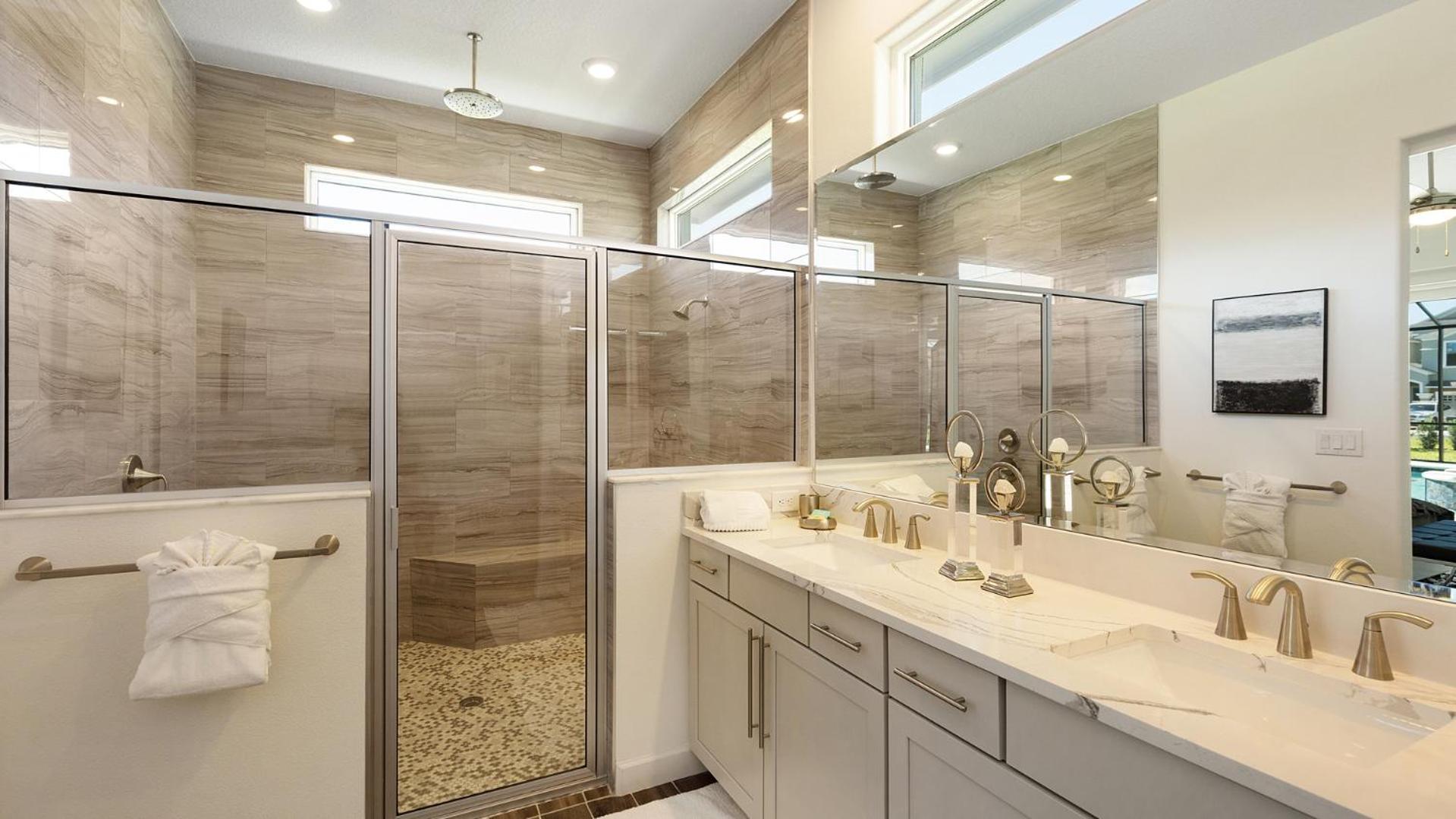 Paradise at Providence - Exclusive 4 bed pool home