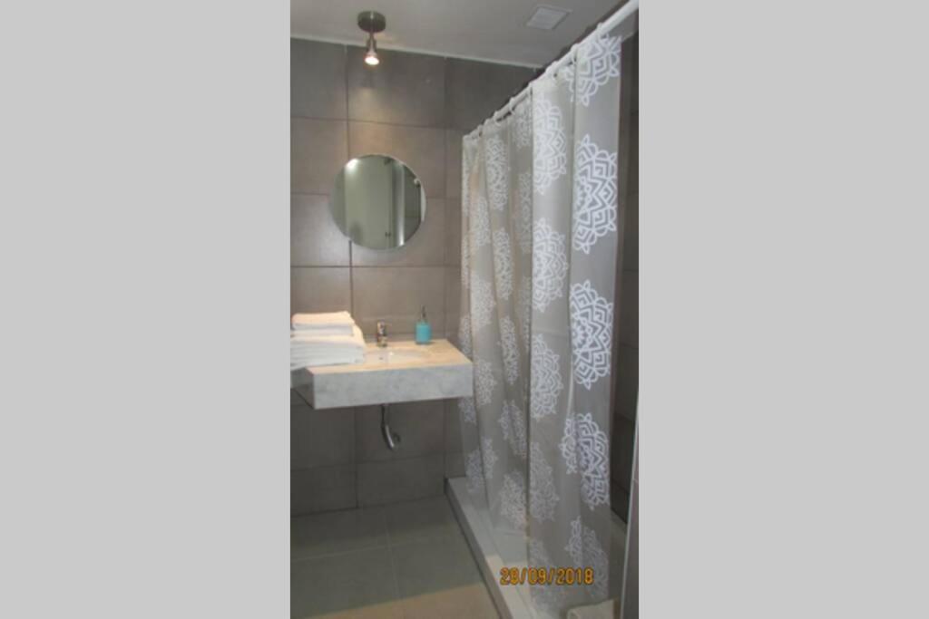 Moderno Monoambiente Salta piso 9 excvista