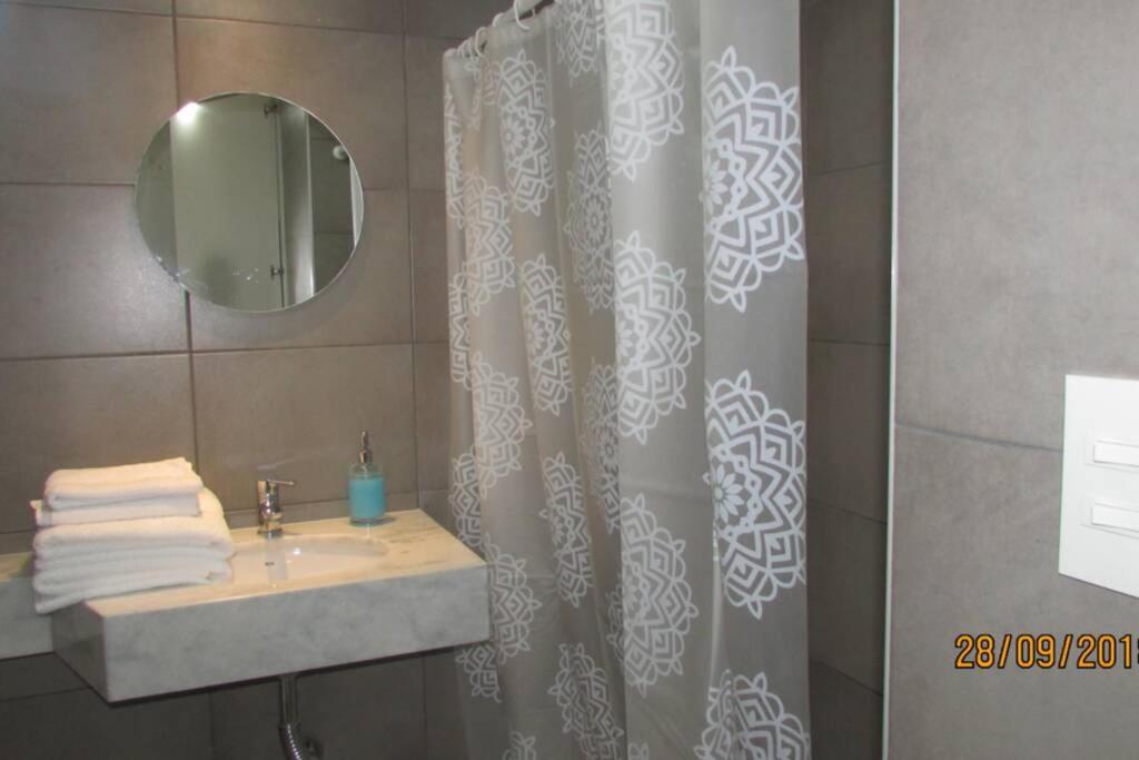 Moderno Monoambiente Salta piso 9 excvista