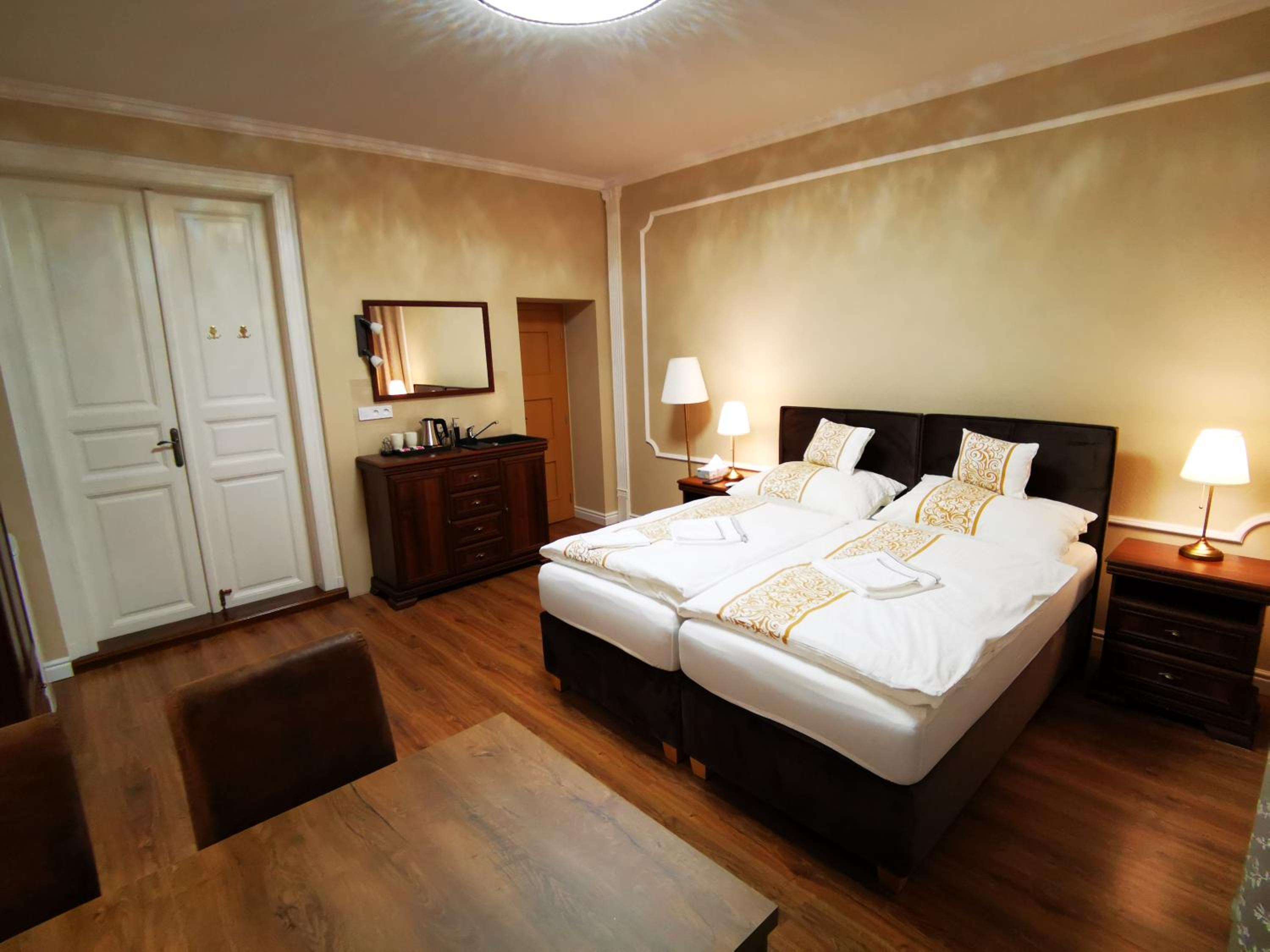 hotel room