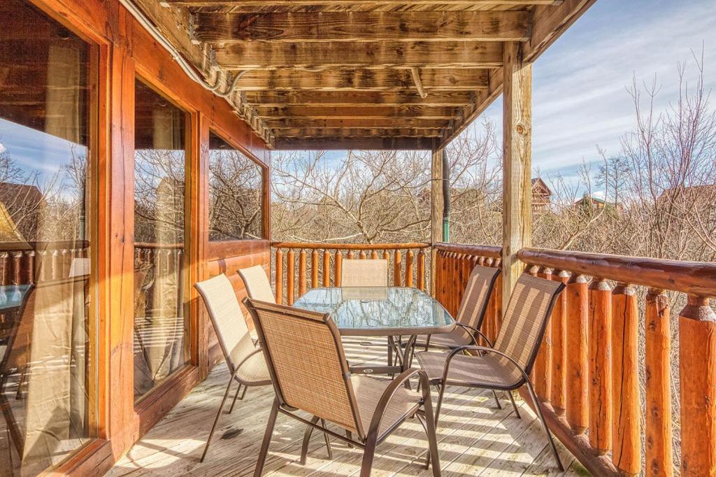 Priceless View, Amazing Views, Hot Tub, Pool, 560 FREE tickets each paid day!!! view 3