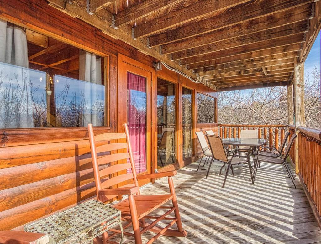 Priceless View, Amazing Views, Hot Tub, Pool, 560 FREE tickets each paid day!!! view 5