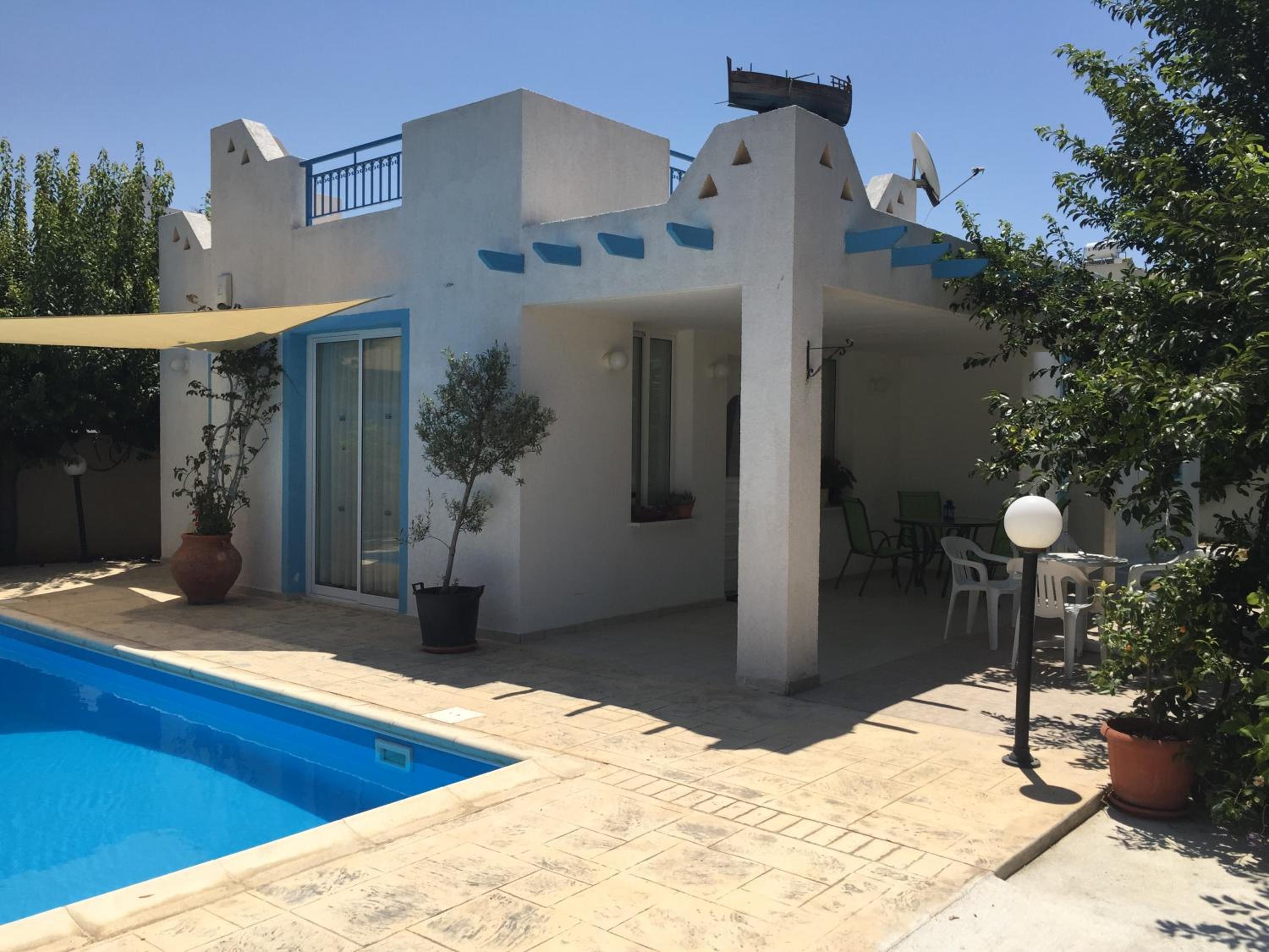 Holiday Villas in Cyprus (Philippos villa 5)