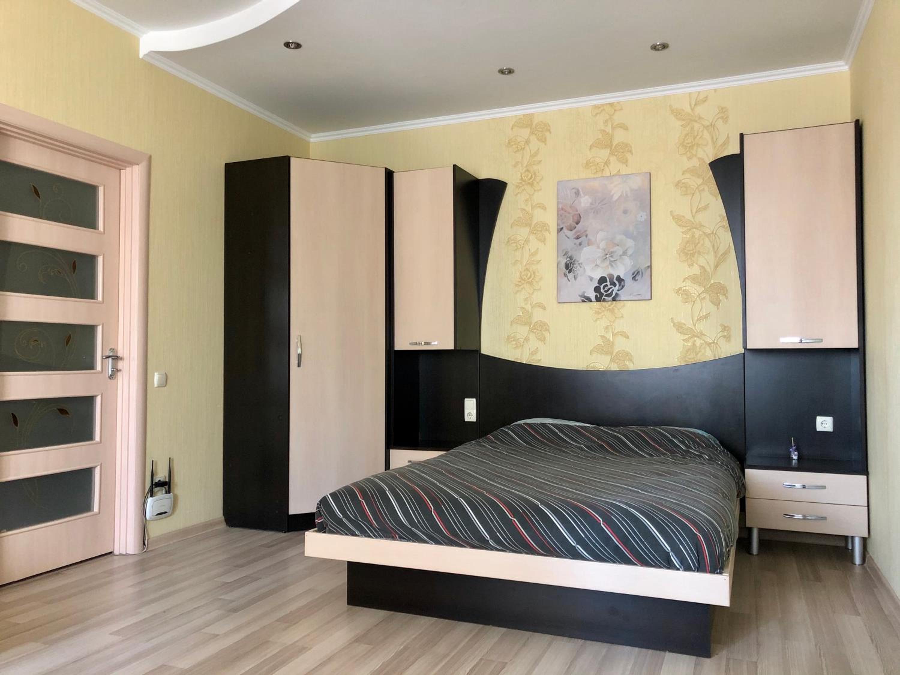 Apartment in the center view 4