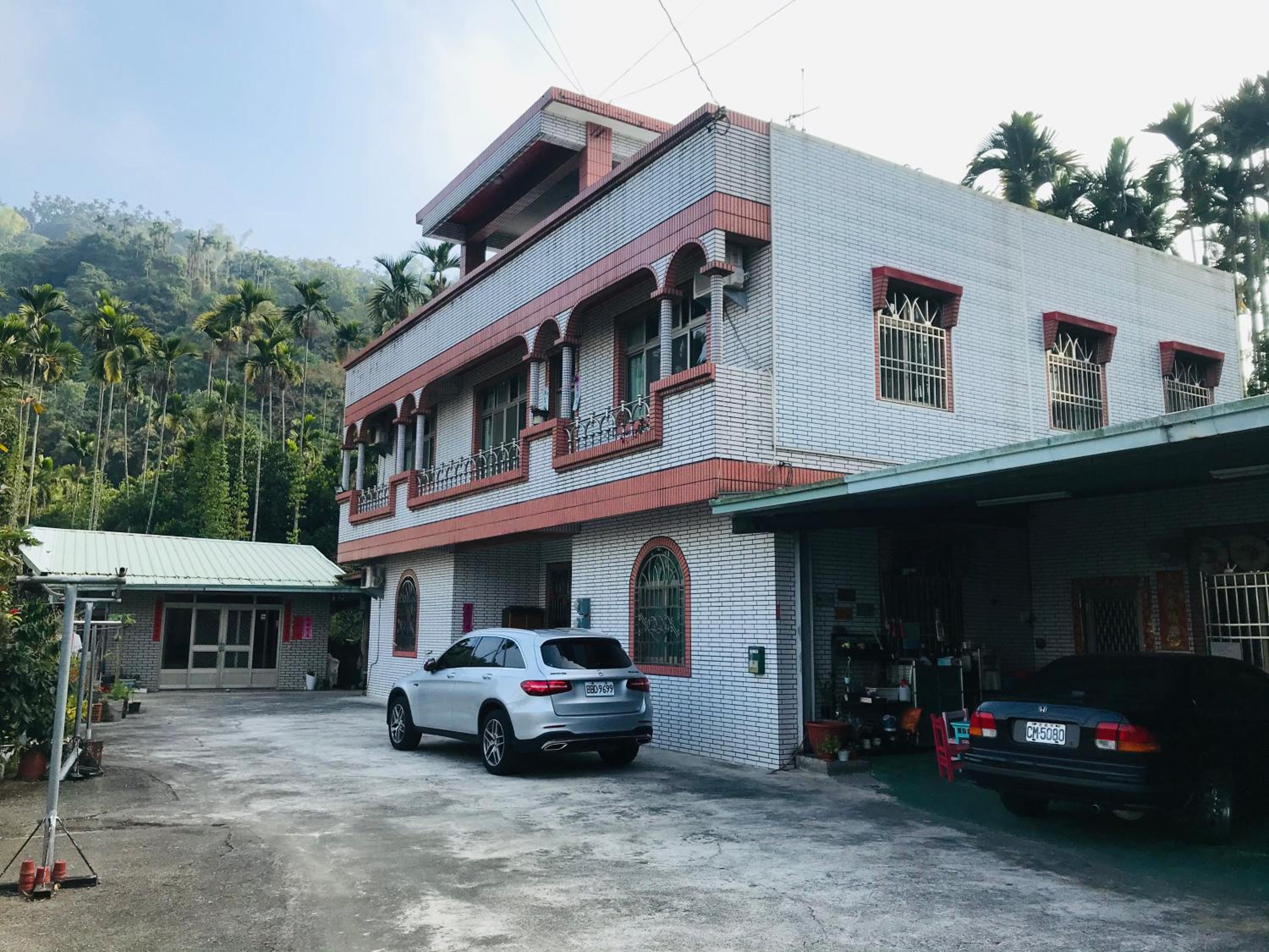 Huayi Homestay