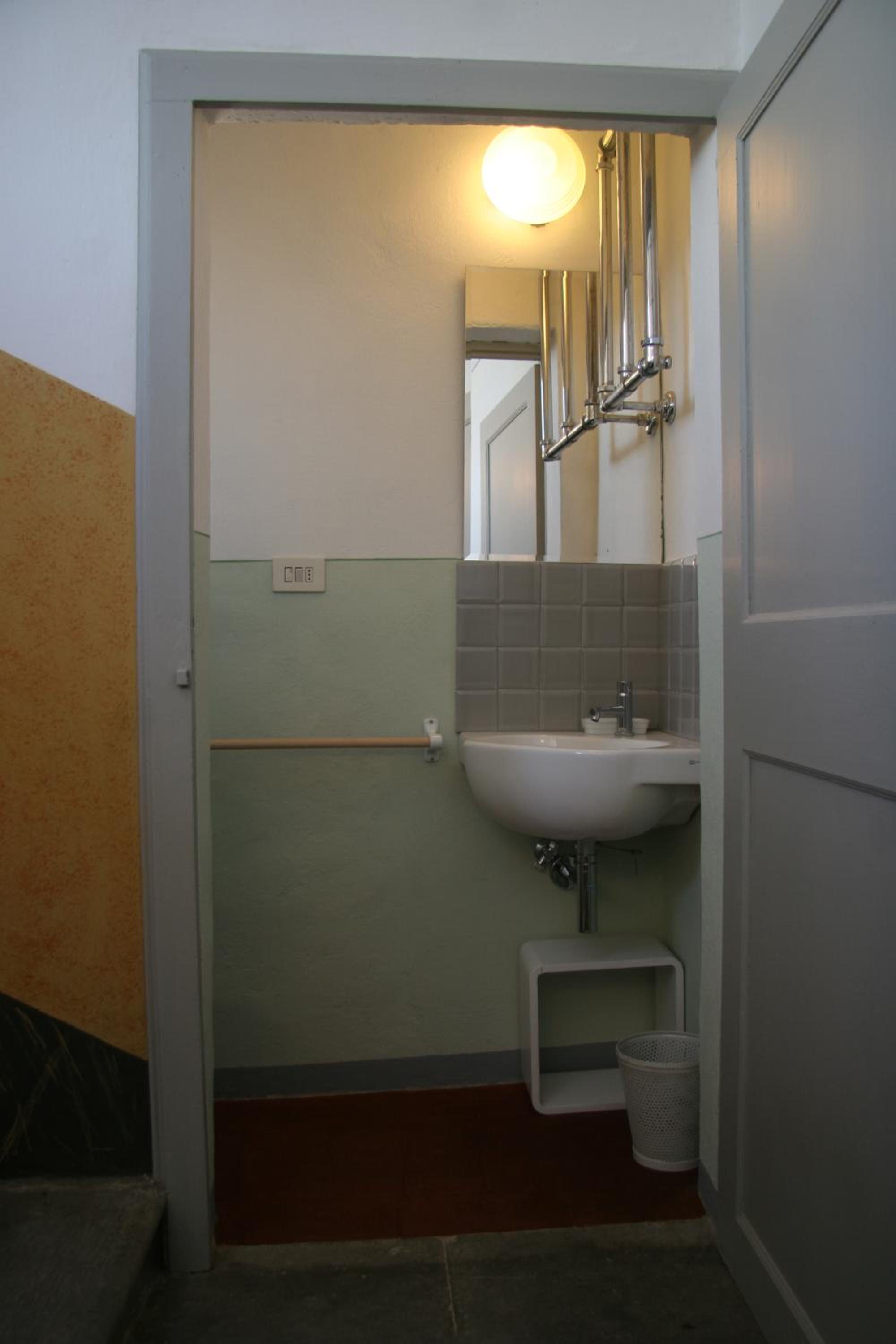 Photo 52