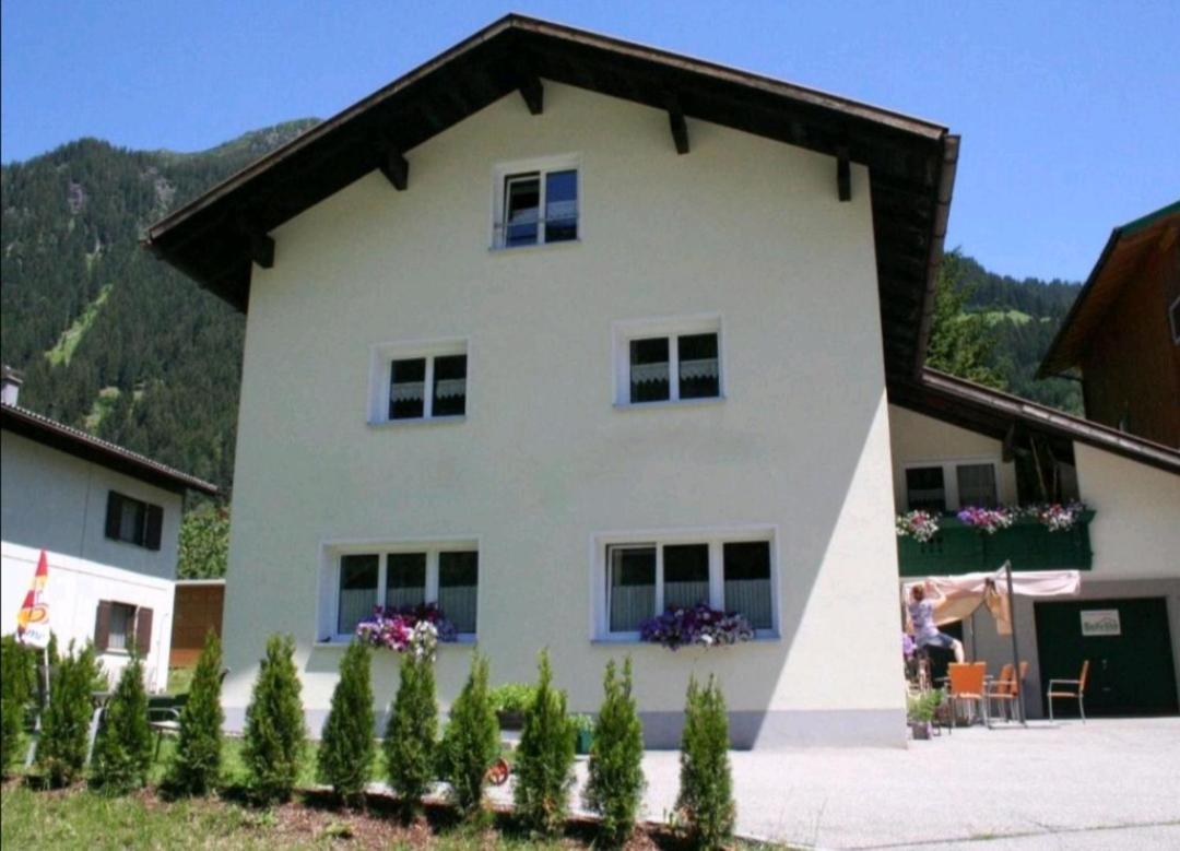 Photo 18