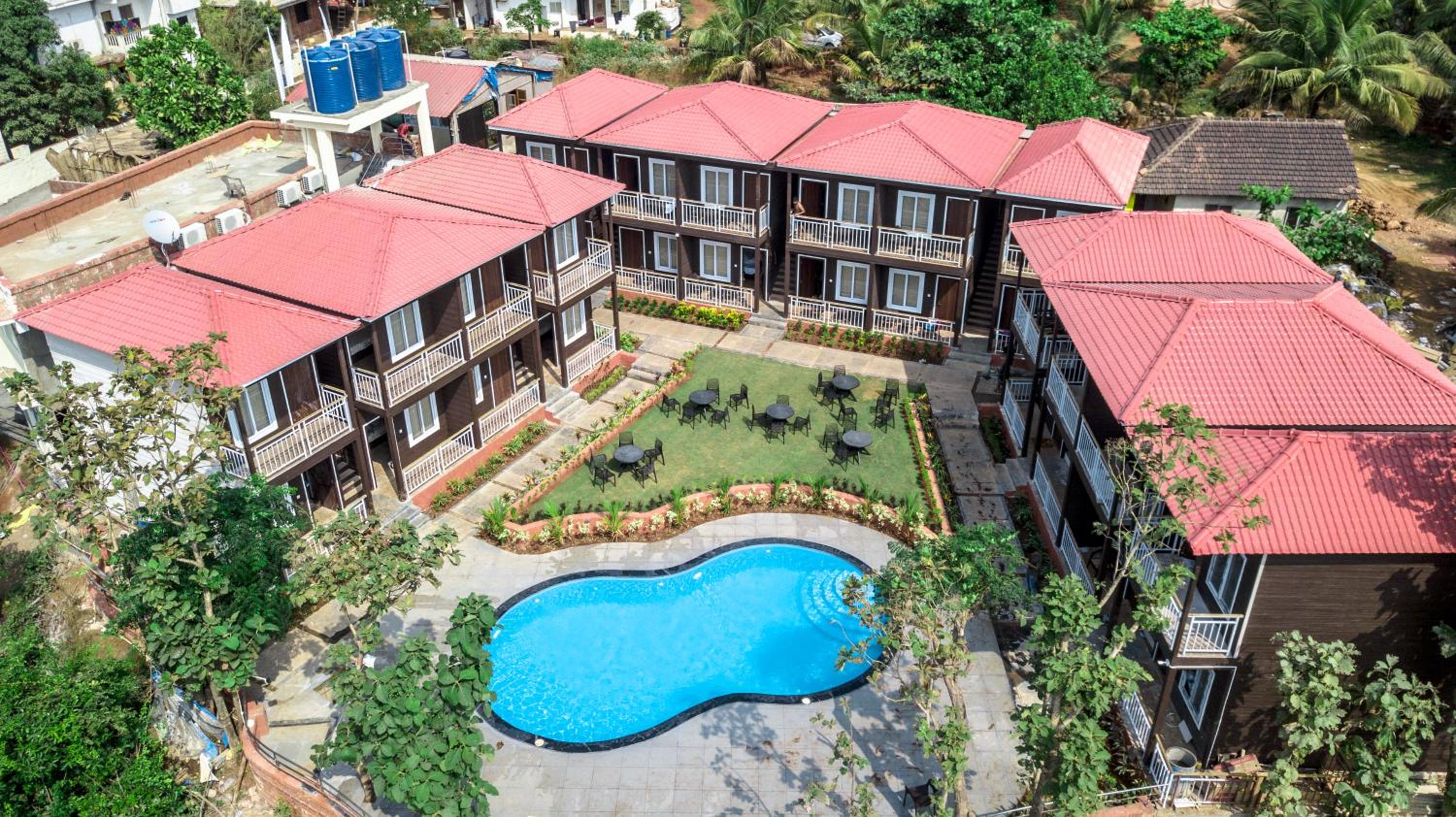 Aurum Resorts Morjim, 500 meters from Beach