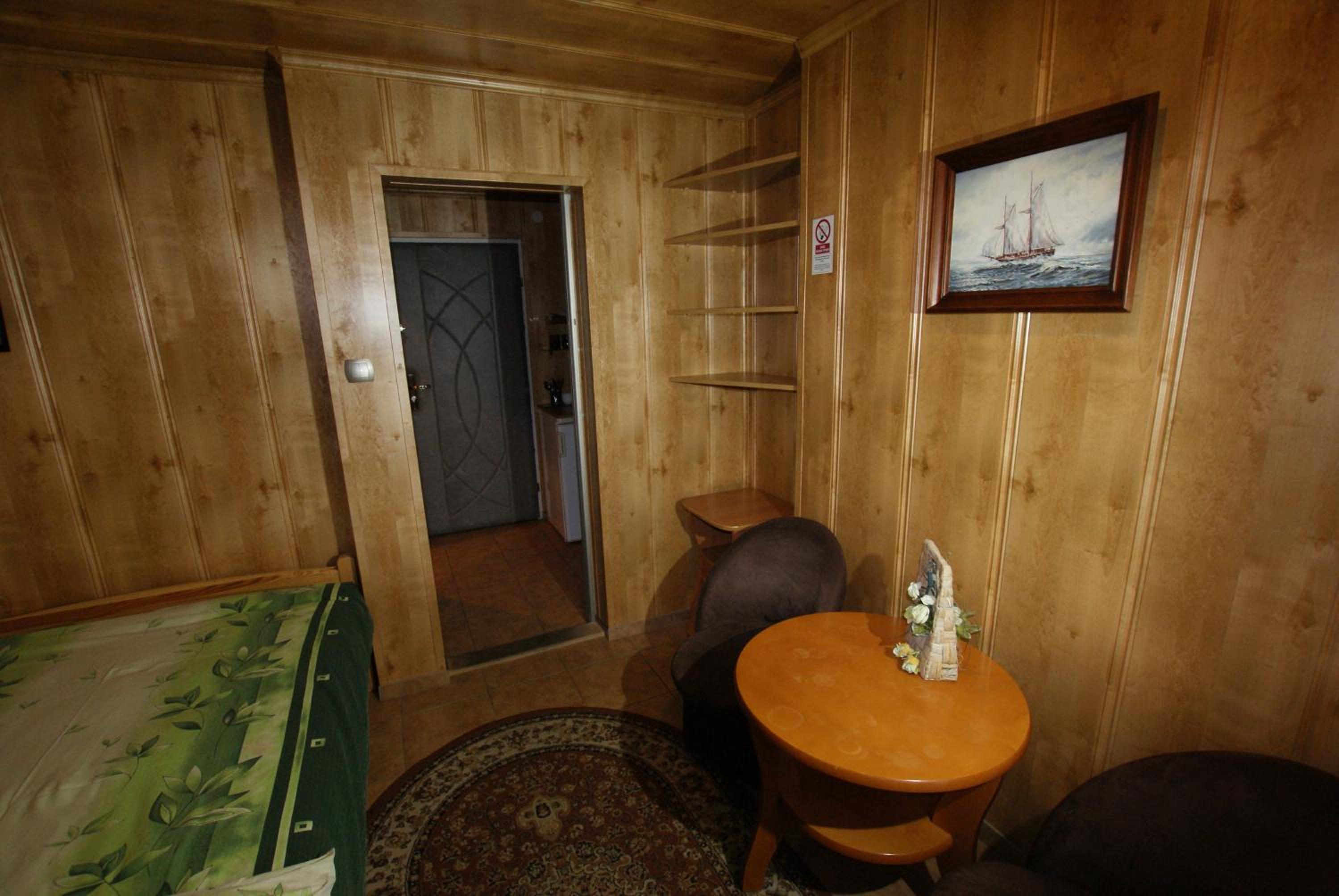 Photo 33