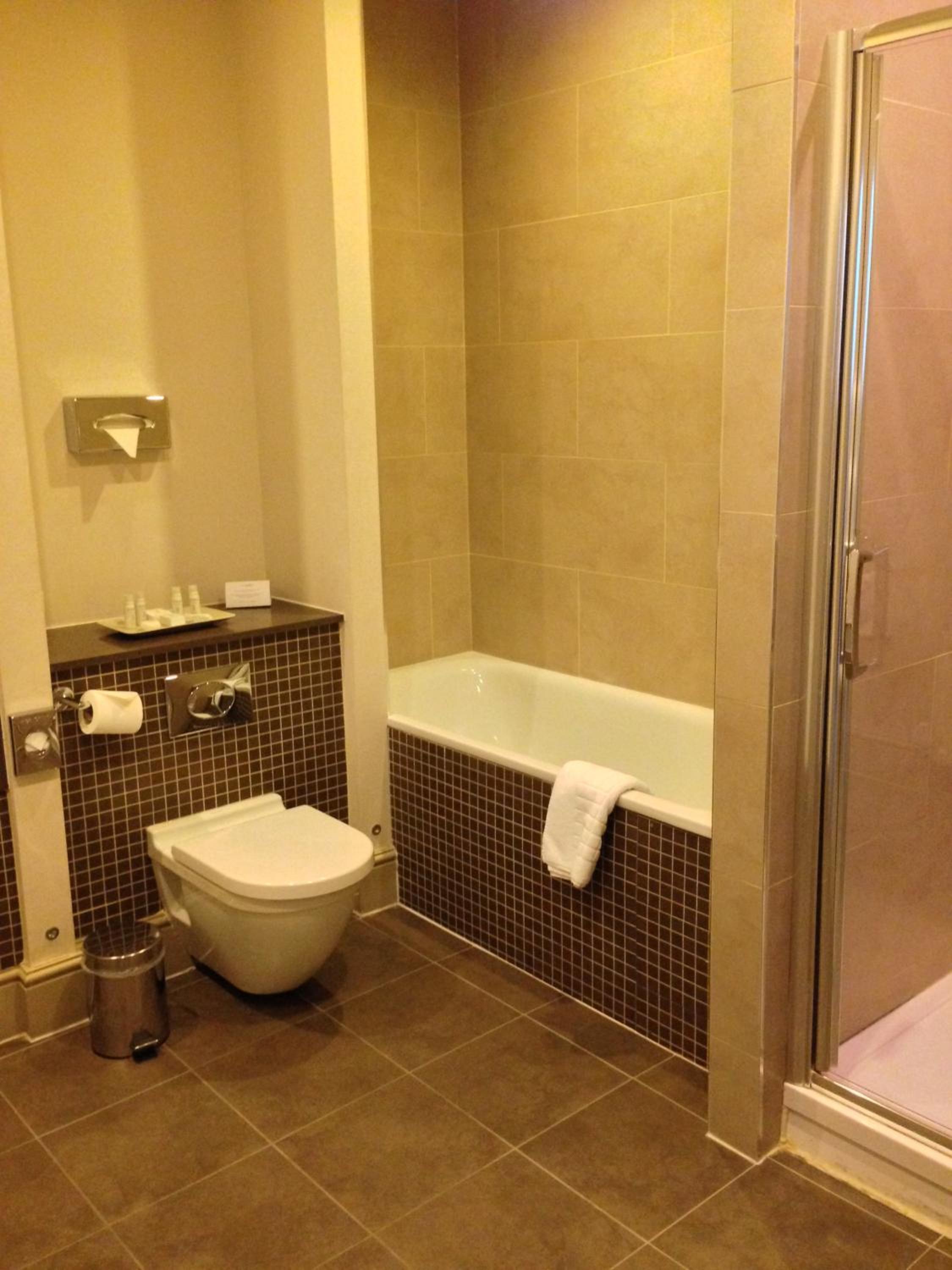 Croydon Vacations - Coulsdon Manor Hotel and Golf Club - Property Image 5