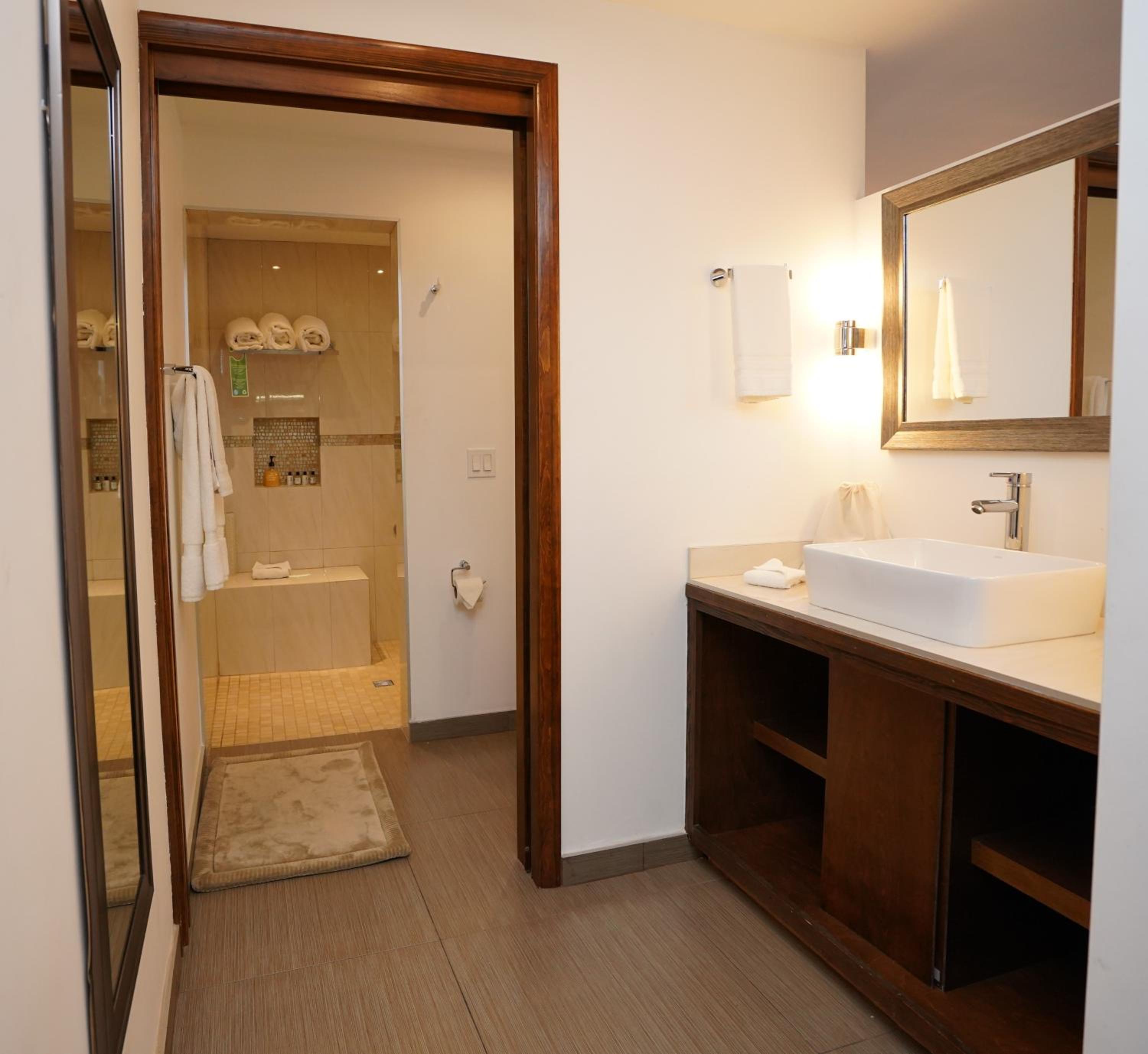 Ensenada Vacations - Best Western El Cid - Property Image 26