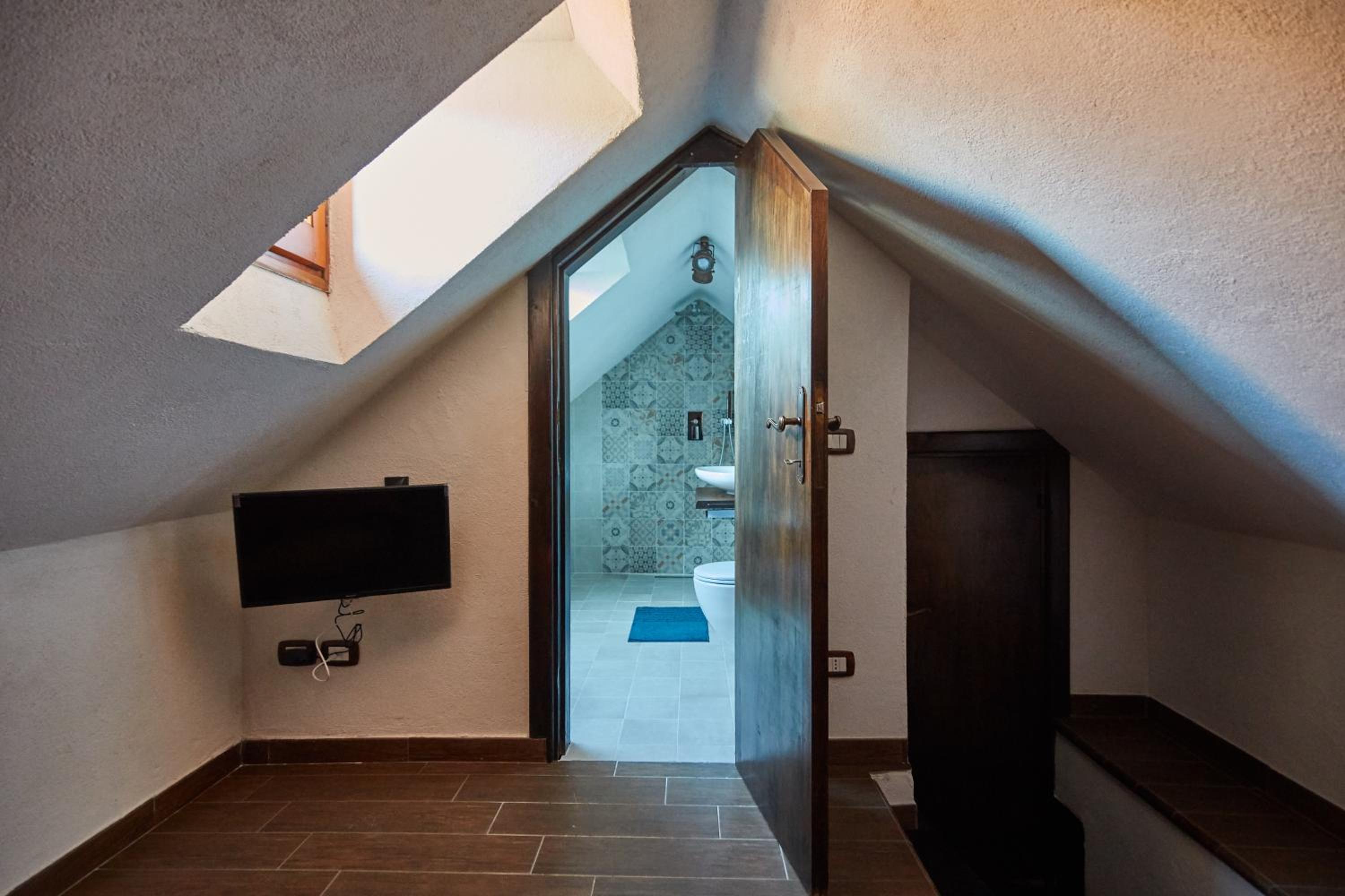 Chiar di Luna Apartment - Property Image 31