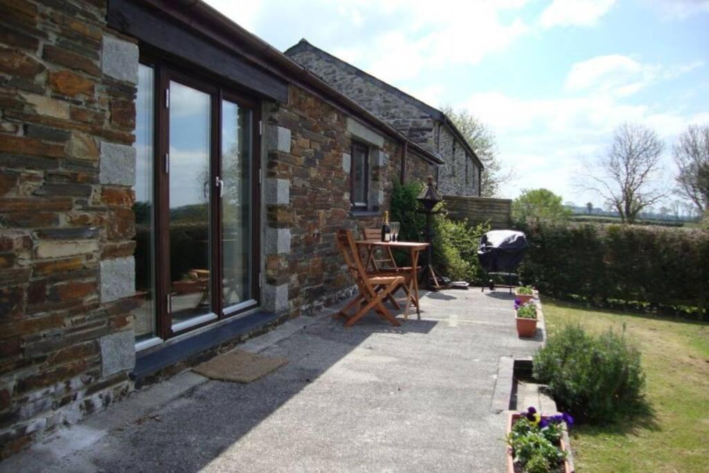 Wilson Cottage Dartmoor view 4