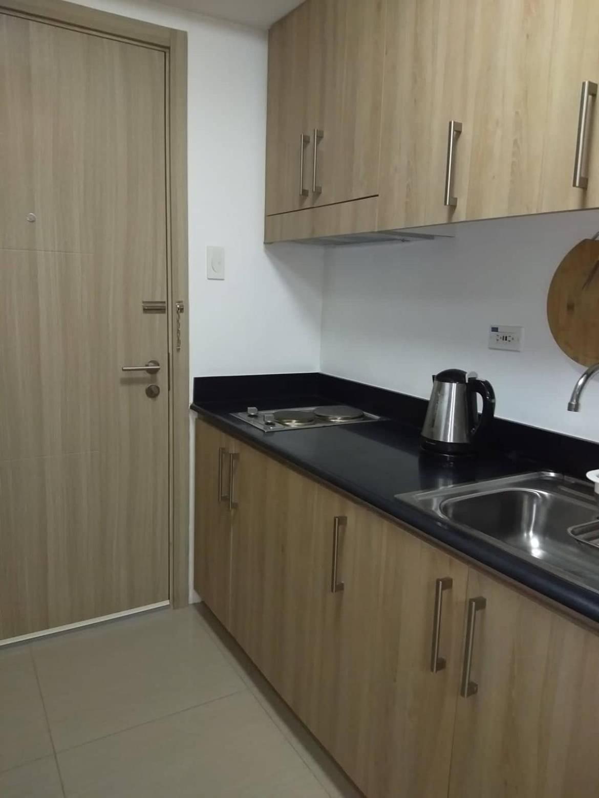 Jones Shore Residences