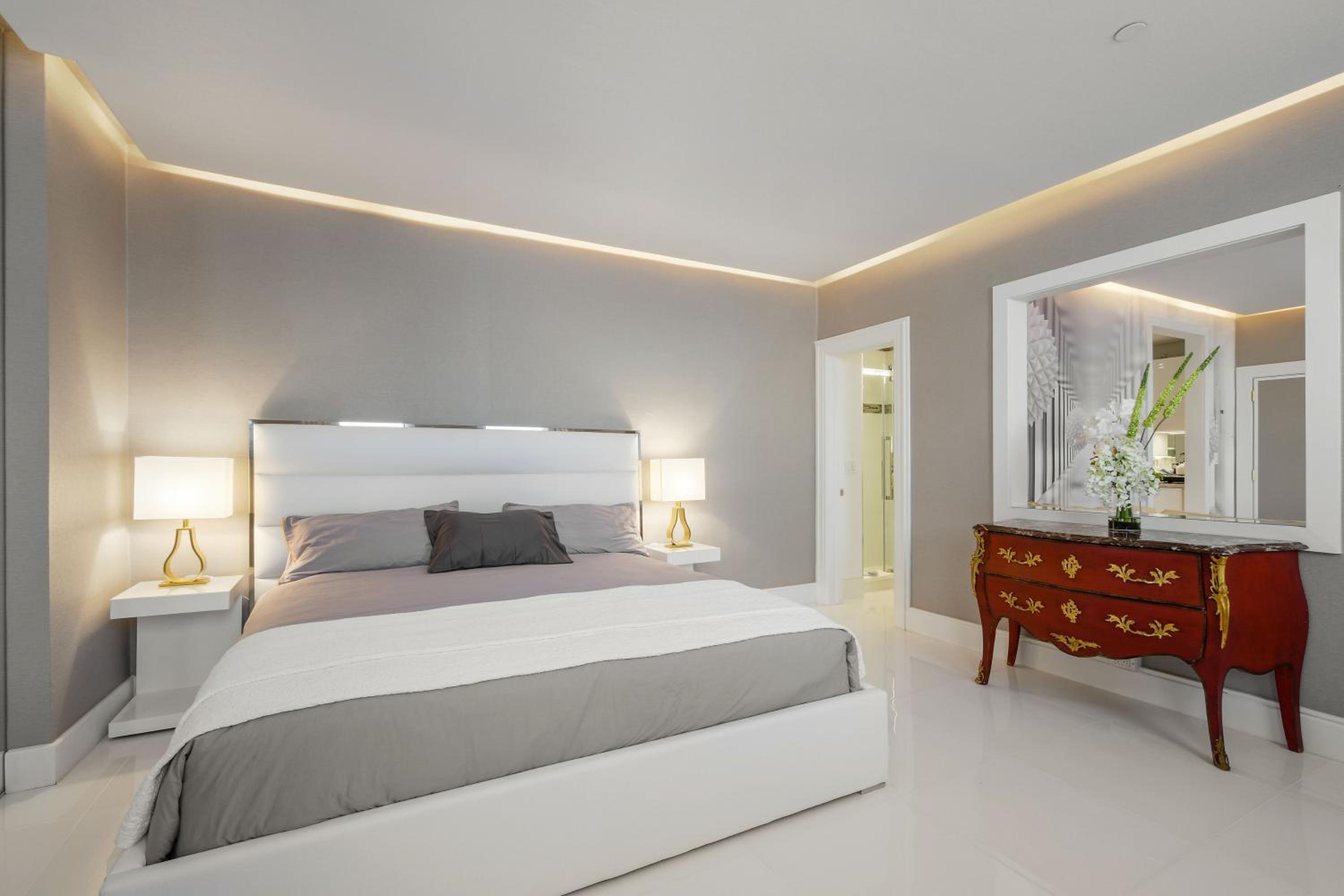 hotel room