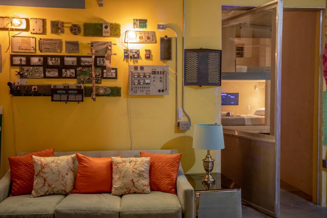 lounge