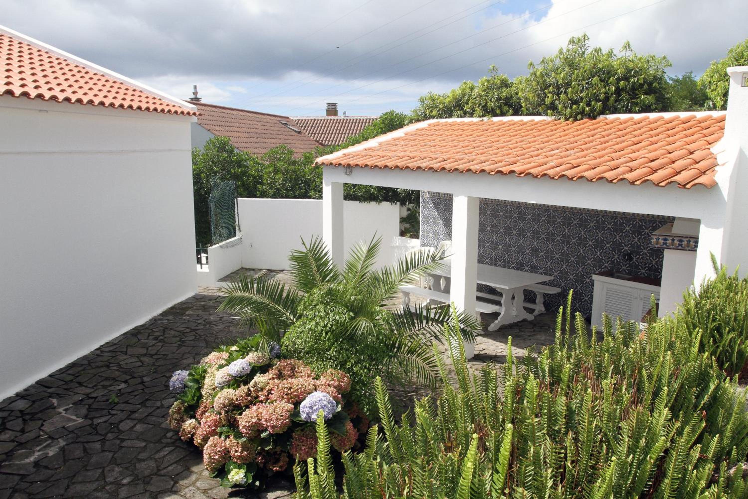 Family Holiday Villa Vacations - Ponta Delgada Azores Rentals