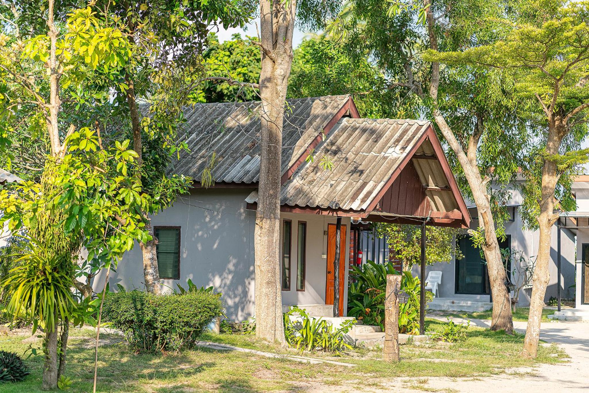 The Cosy Koh Phangan and Restaurant