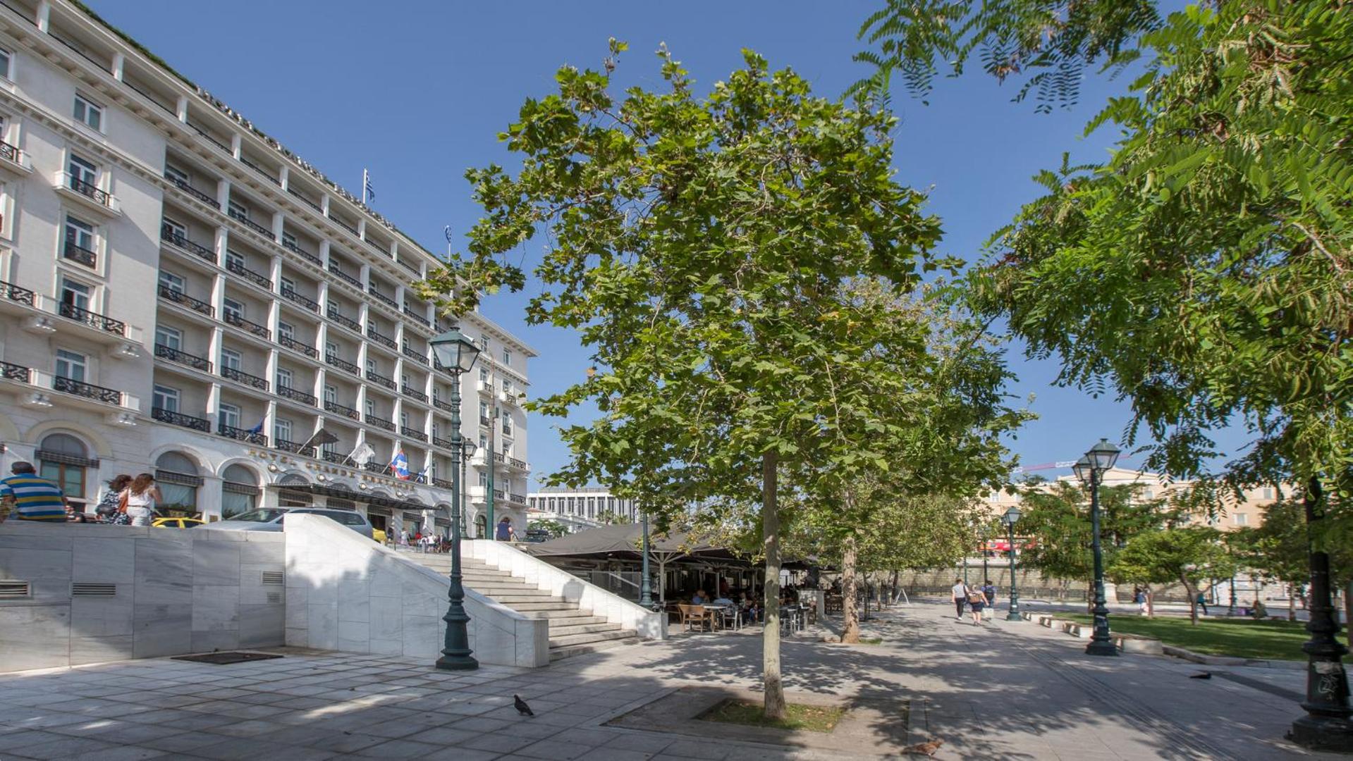 Ermou Stylish Suites by GHH