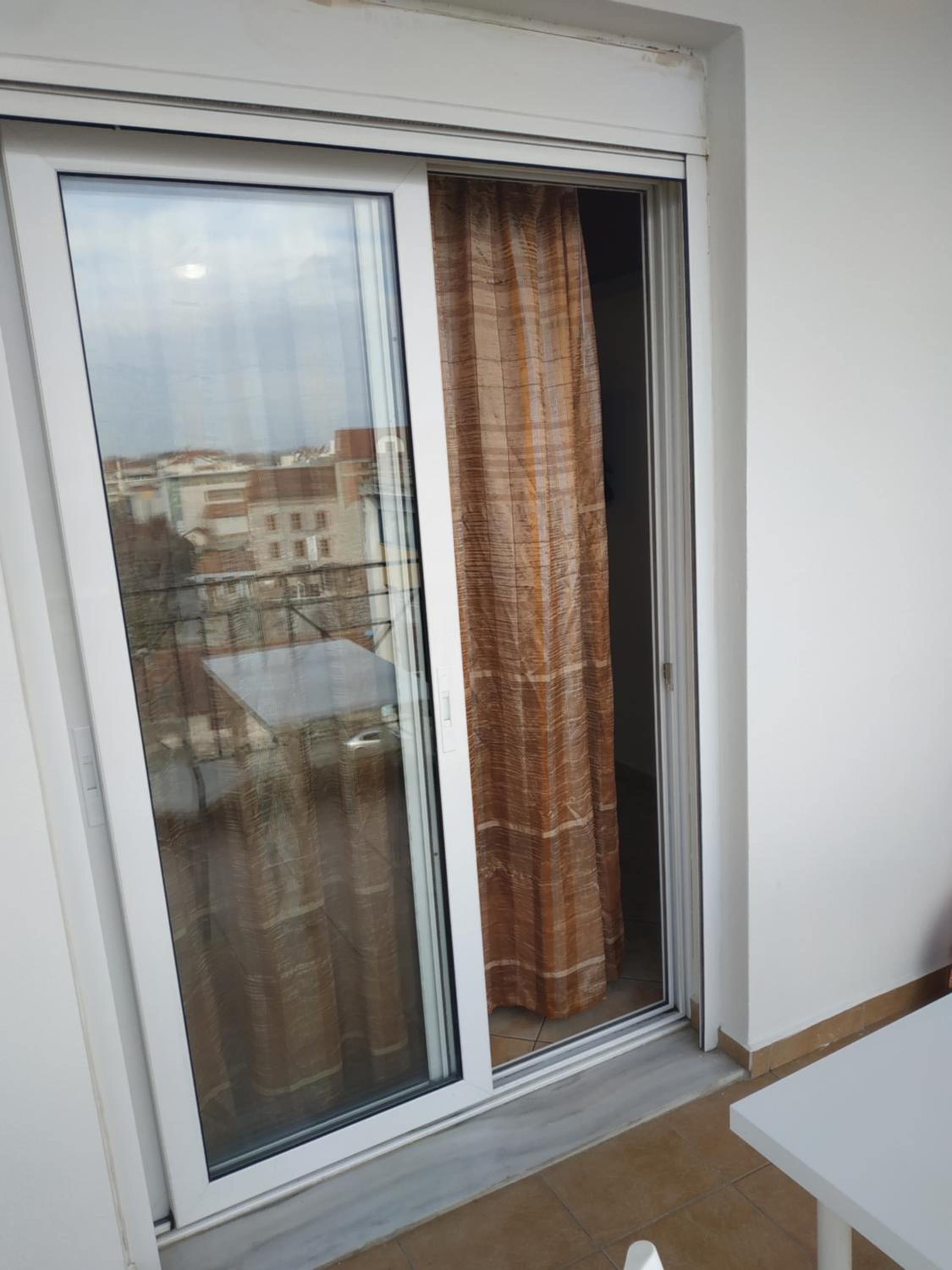G M 6 ROOMS KENTRO in the heart of the city