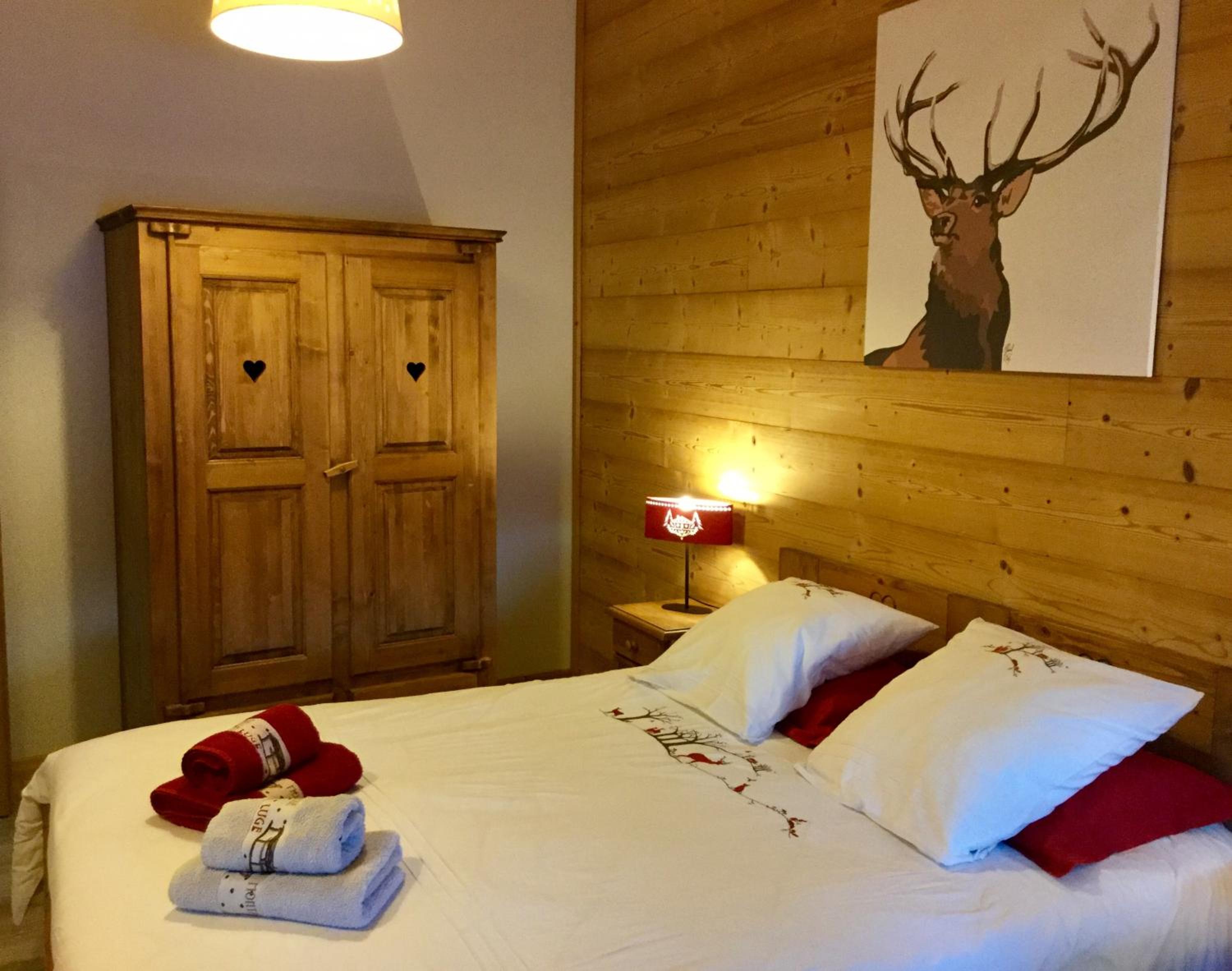 Le Chalet Du Pic SPA privé & Fitness view 3
