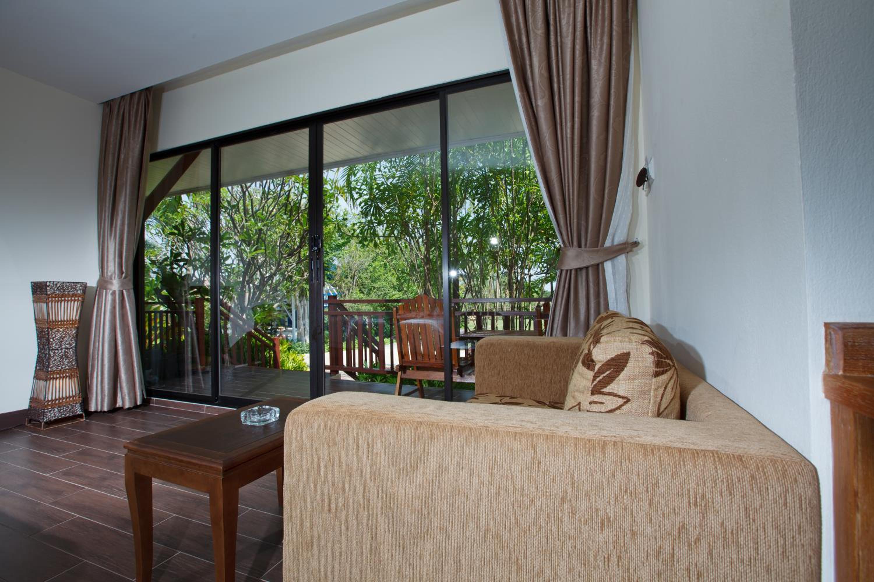 Chawalun Resort