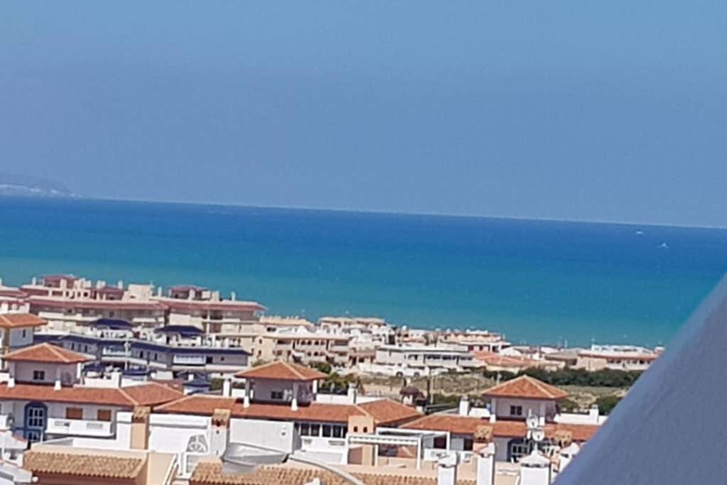 Estudio junto al Mar