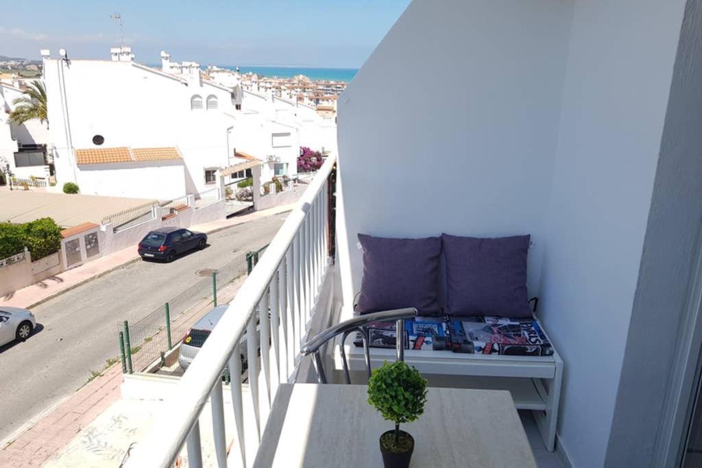 Estudio junto al Mar