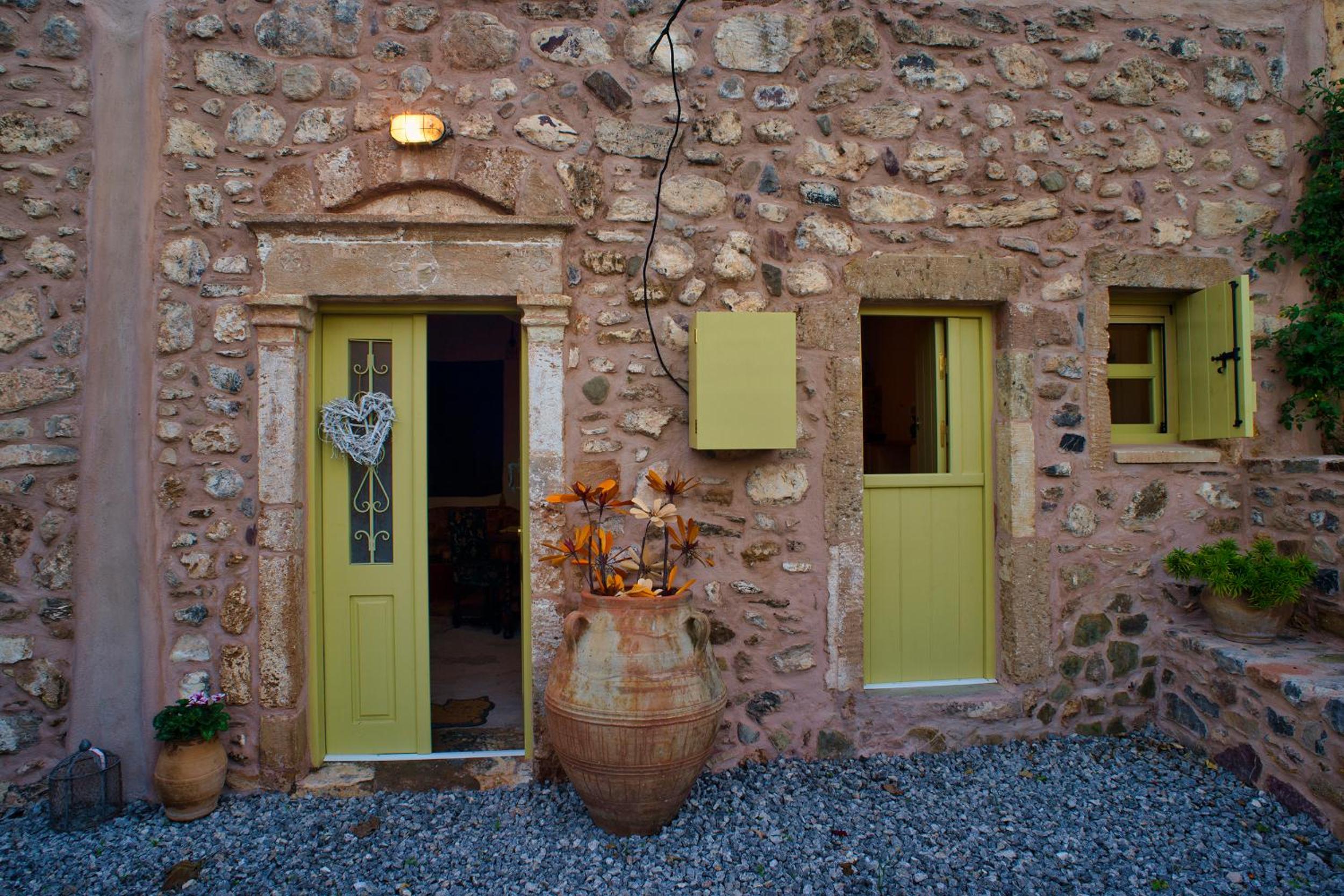 The Old Cretan Cottage view 4