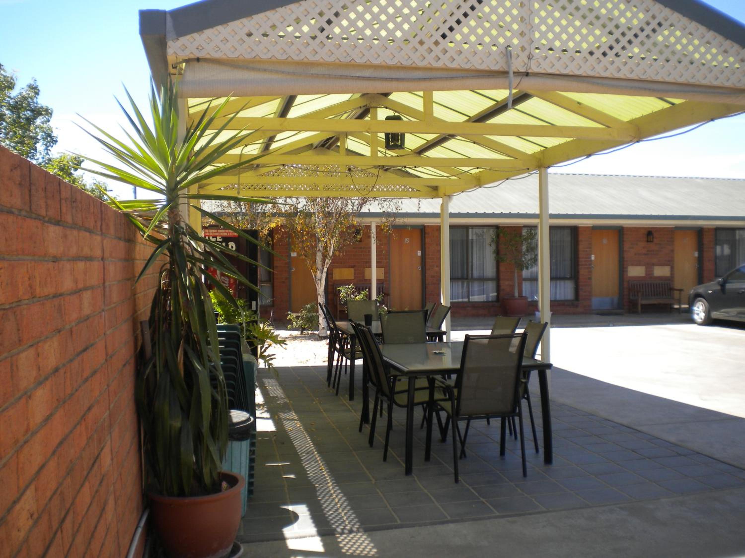 Moama Central Motel