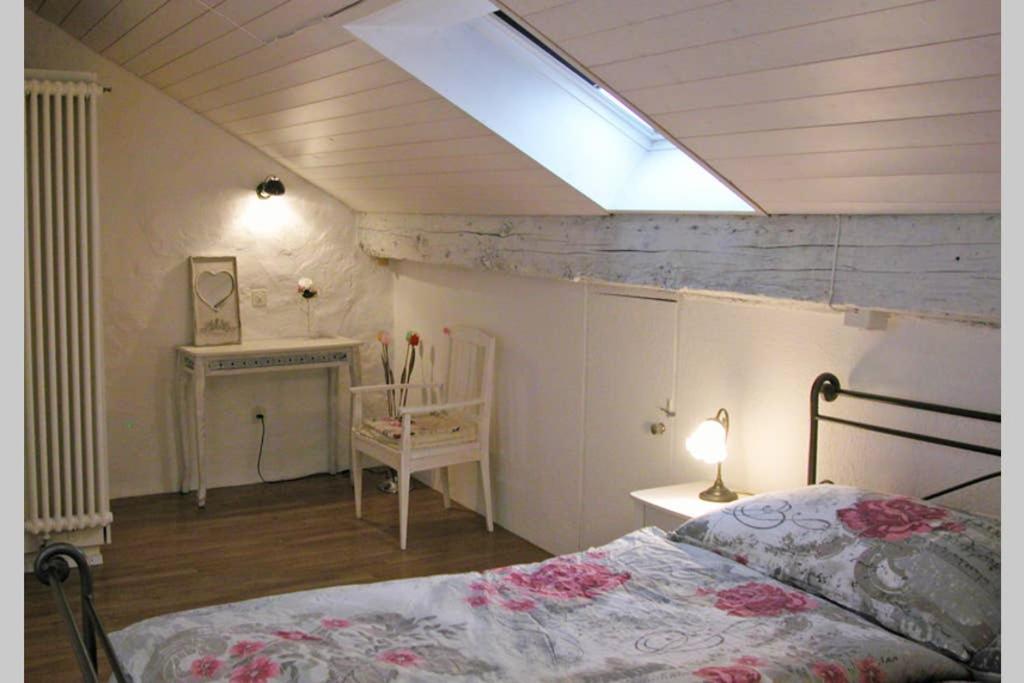 Joline private guest apartment downtown Nidau view 3