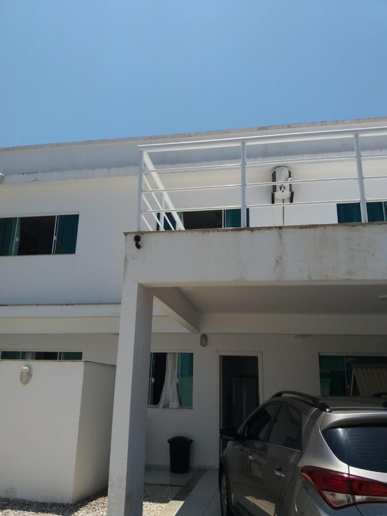 CASA DE VIDRO PERFEITA A 25 METROS DA PRAIA