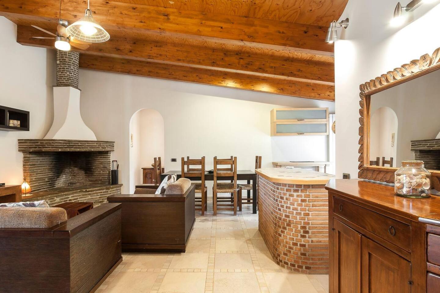 Villa LA CESA & Villino LA CASETTA Holiday Houses CON JACUZZI